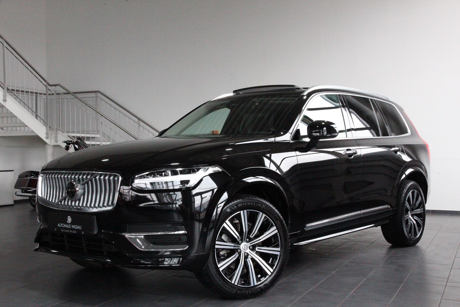 Volvo XC90 PANO HARMAN/KARDON 7-SITZER AHK