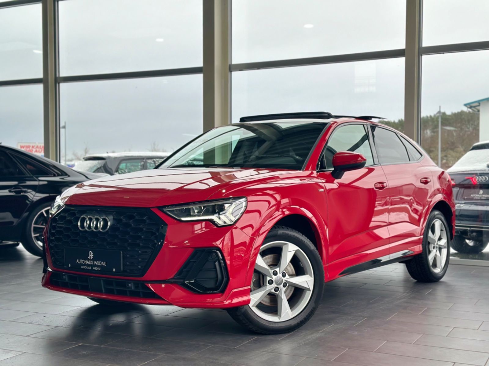 Audi Q3 Sportback 45 TFSI quattro S line *PANO*LED*