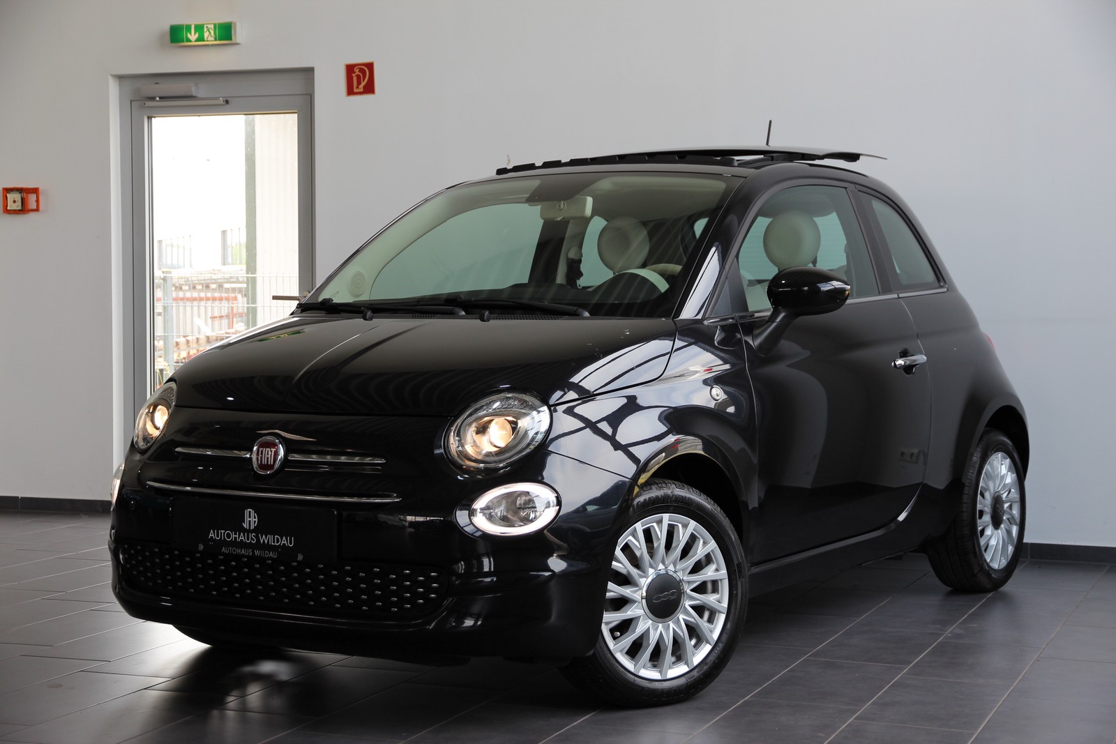Fiat 500 Lounge PANO