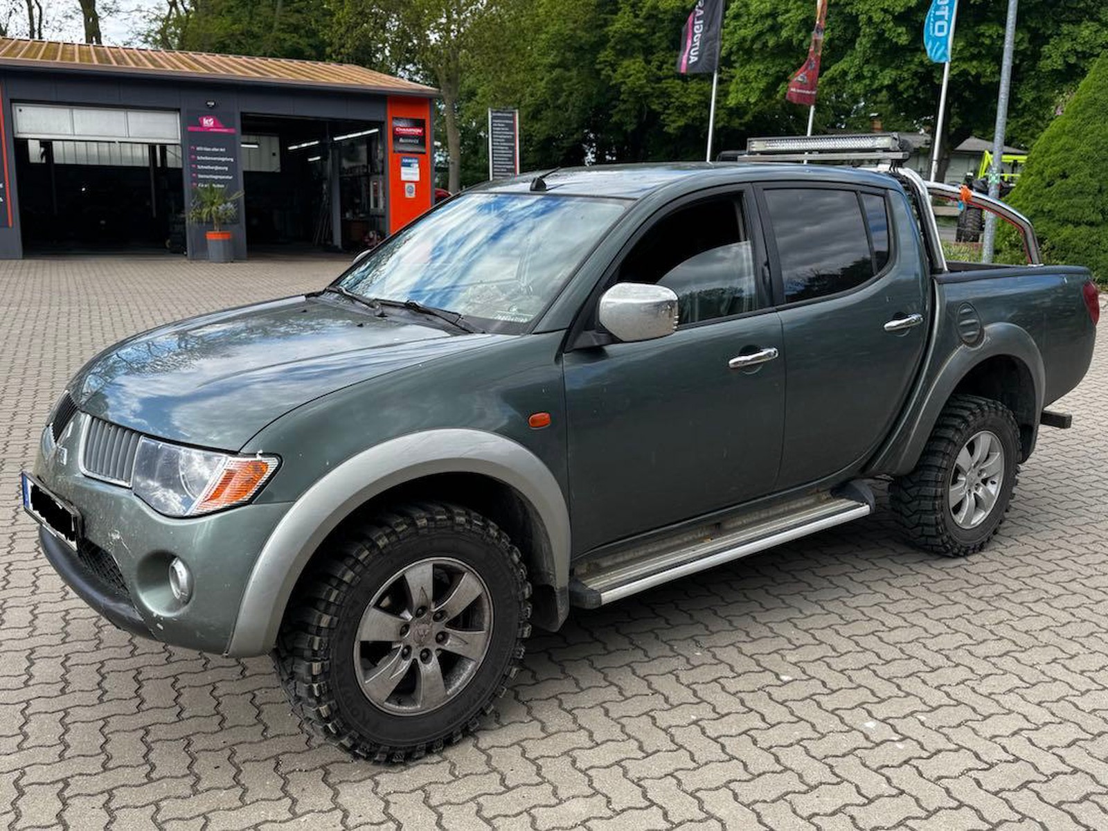 Mitsubishi L200 Intense Doppelkabine 4WD