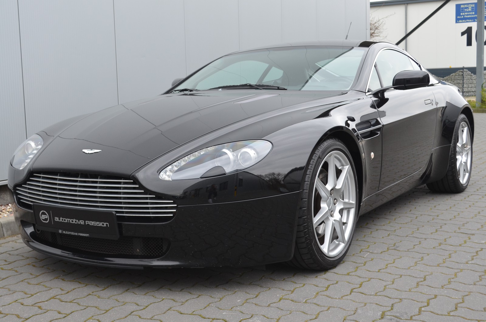 Aston Martin V8 Vantage Schalter komplett Scheckheft