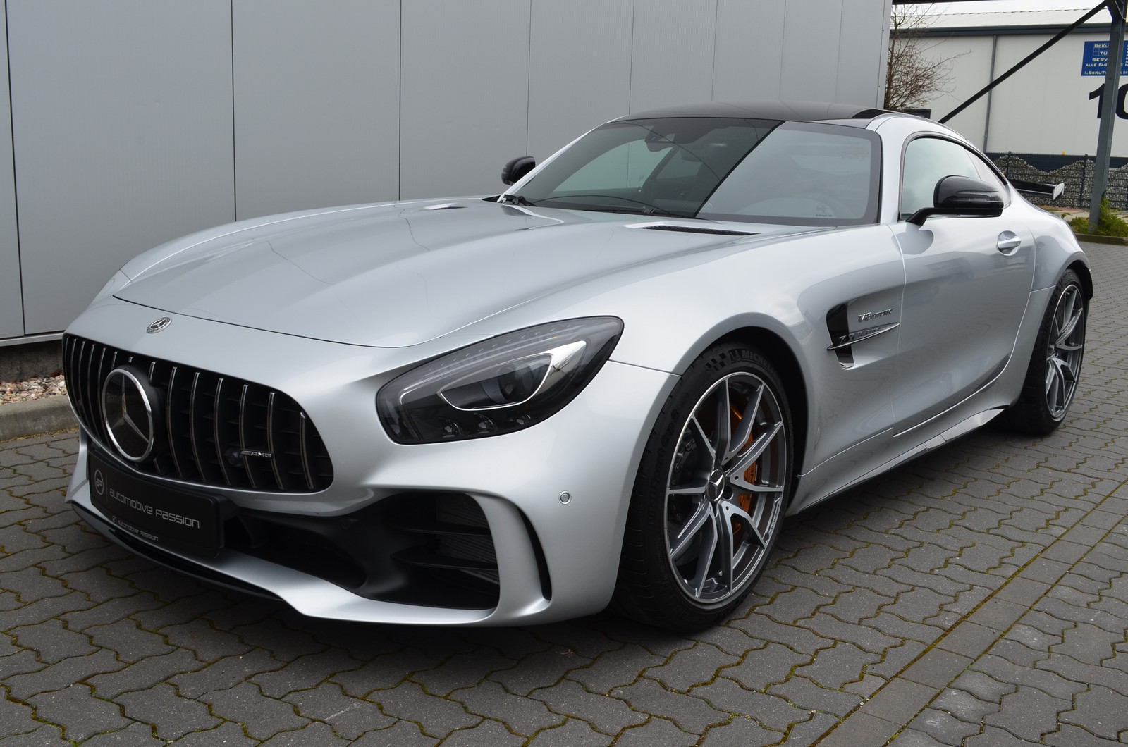 Mercedes-Benz AMG GT R TrackPack KeramikBremse CarbonElemente