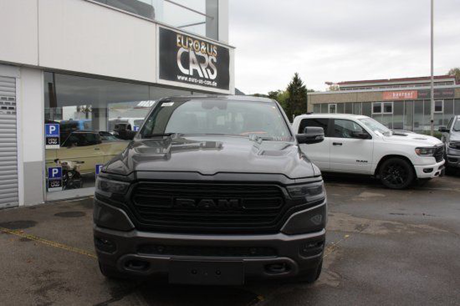 Dodge RAM Limited 2023 Night Ram Box Split LPG Pano