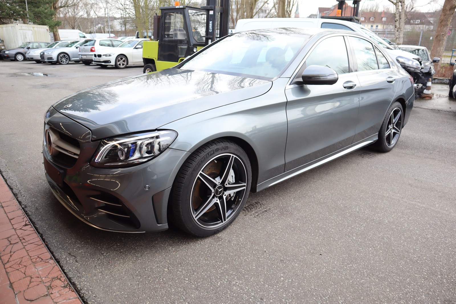 Mercedes-Benz C 43 AMG Einbruch- Diebstahlschaden Kamera. Navi. Glas-SD. Distr. Multibeam. 4 Matic.