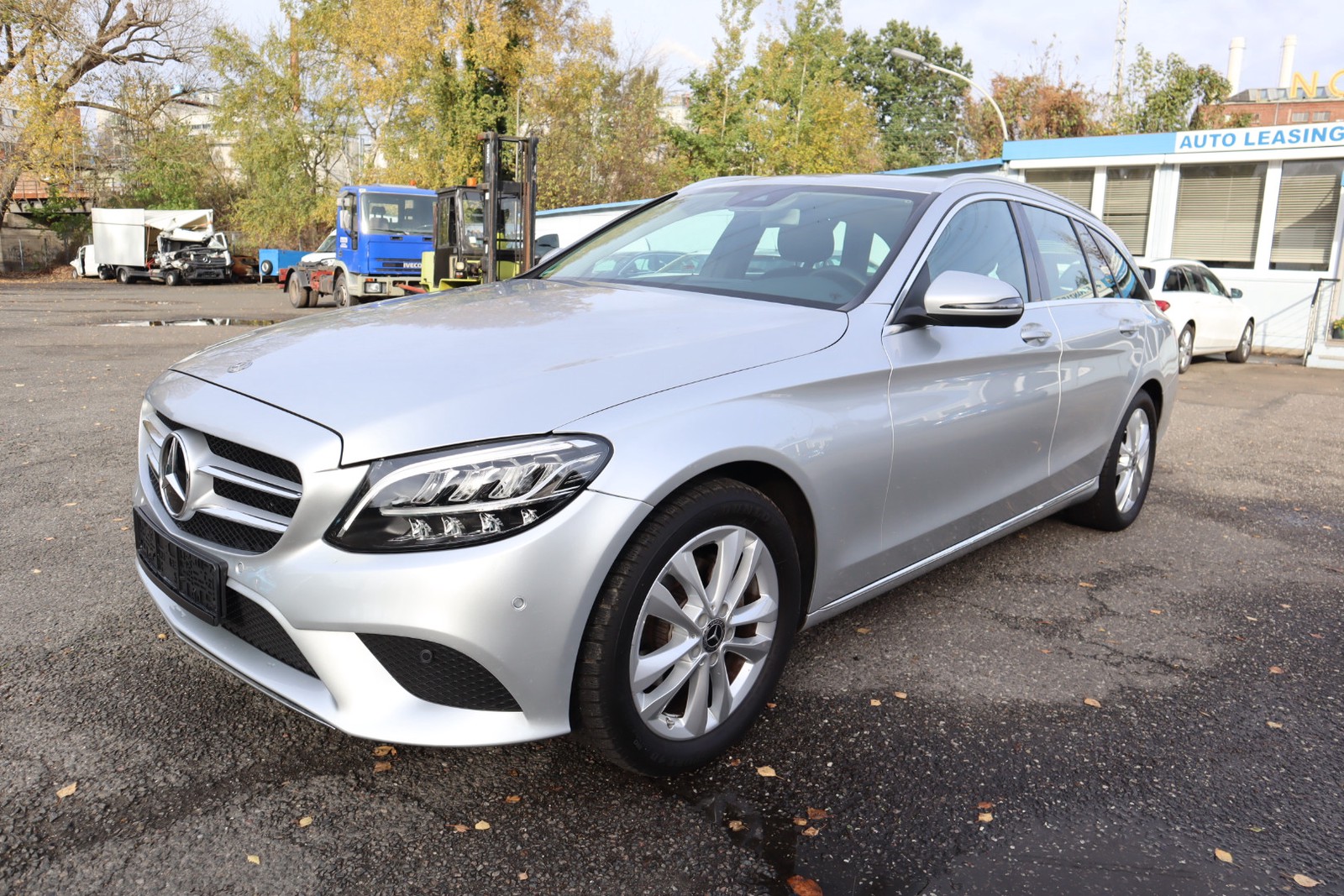 Mercedes-Benz C 180 CGI T Autom. Kamera. Navi. AHK. Klimaaut. SHZ. PDC.