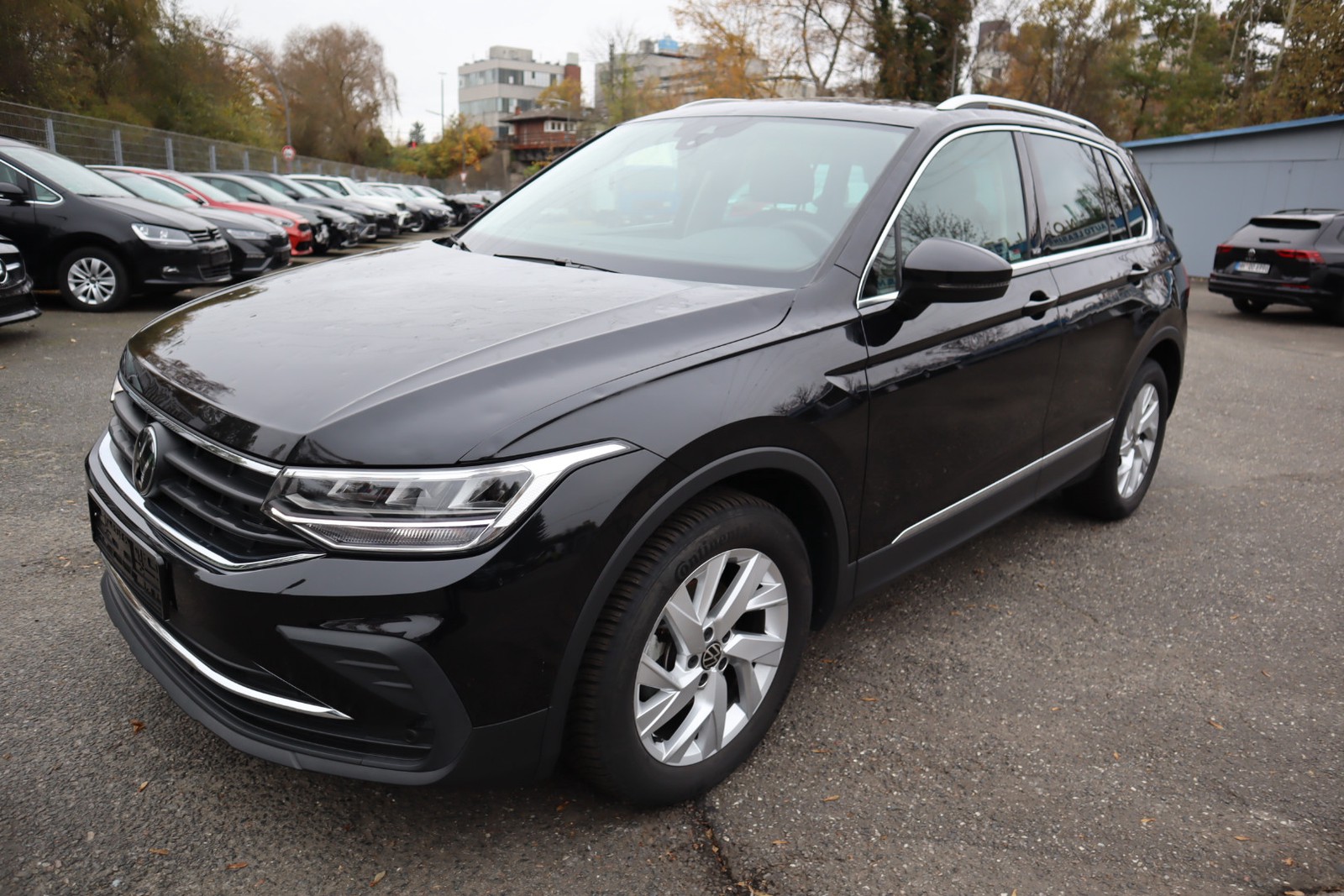 Volkswagen Tiguan 1.5 TSI Move Kamera. Navi. Klimaaut. Alu. SHZ. PDC.