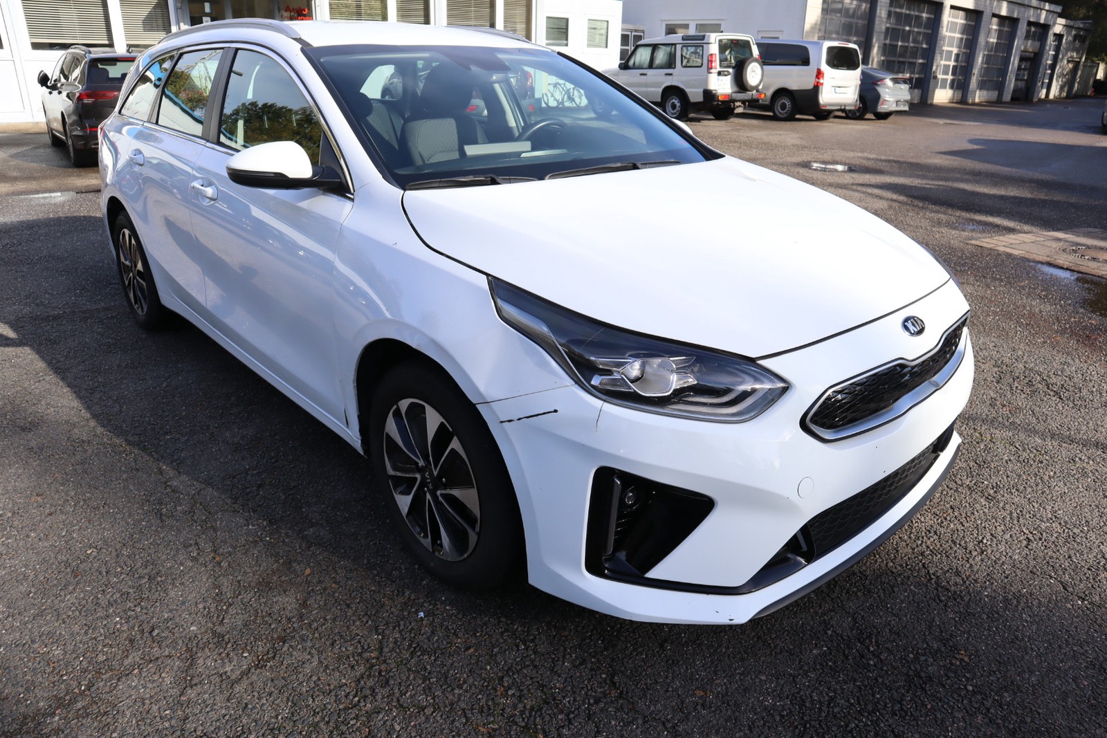 Kia Ceed Sportswagon 1.6i Plug-in Hybrid Vision Autom. Kamera. Klimaaut. Alu. SHZ. PDC.