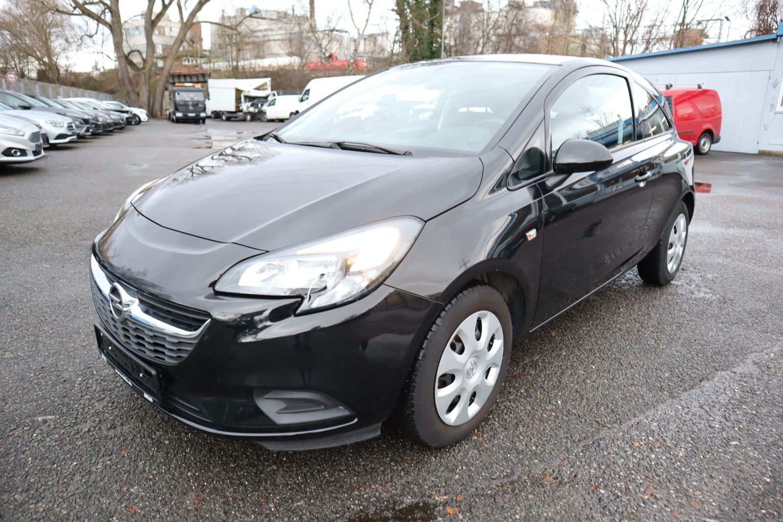 Opel Corsa E 1.2i Edition nur 6.500 Km Klima. SHZ. PDC. Tempomat.