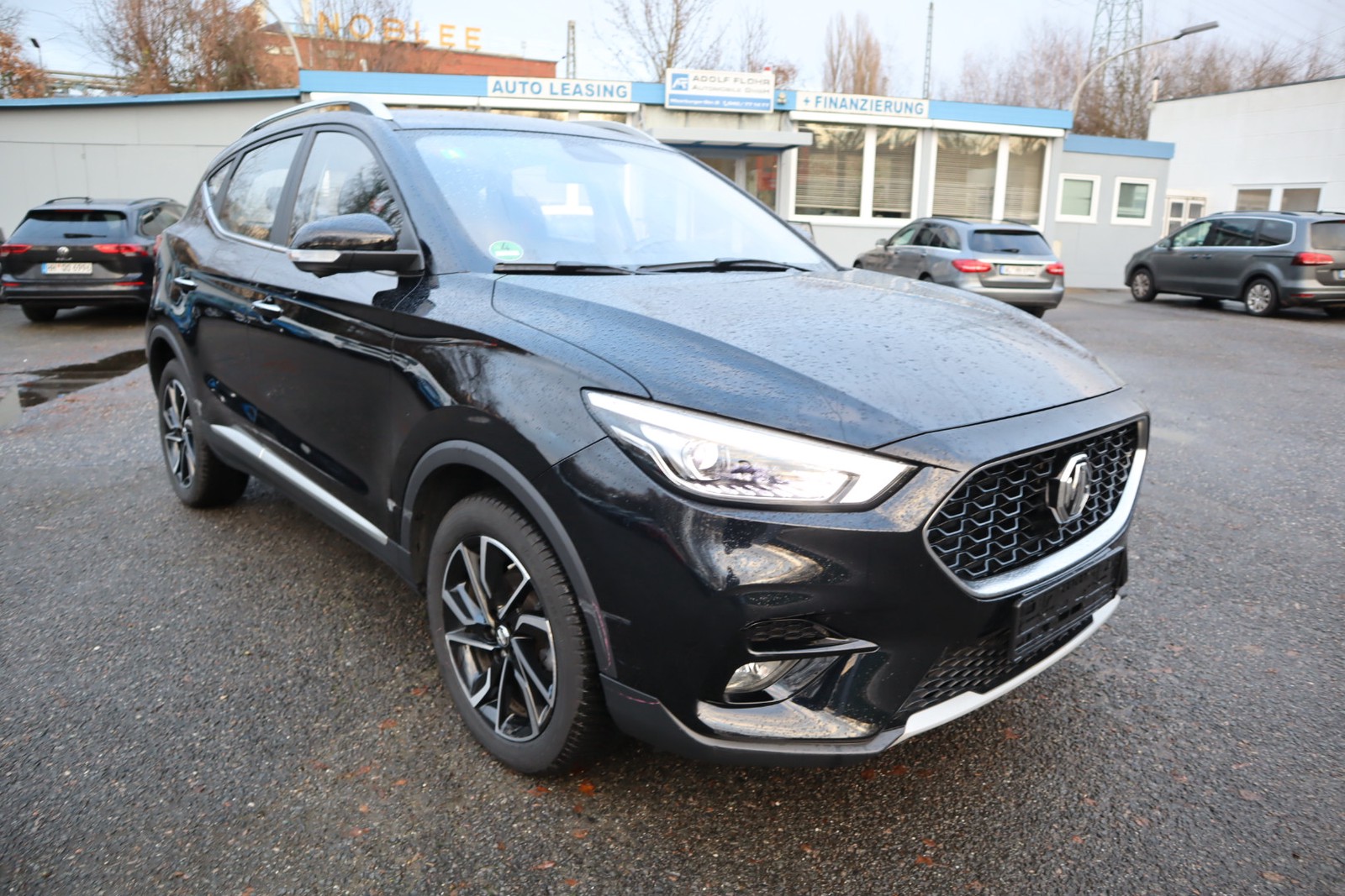 MG ZS Luxury Autom. Kamera. Navi. Leder. SHZ. Alu. PDC.