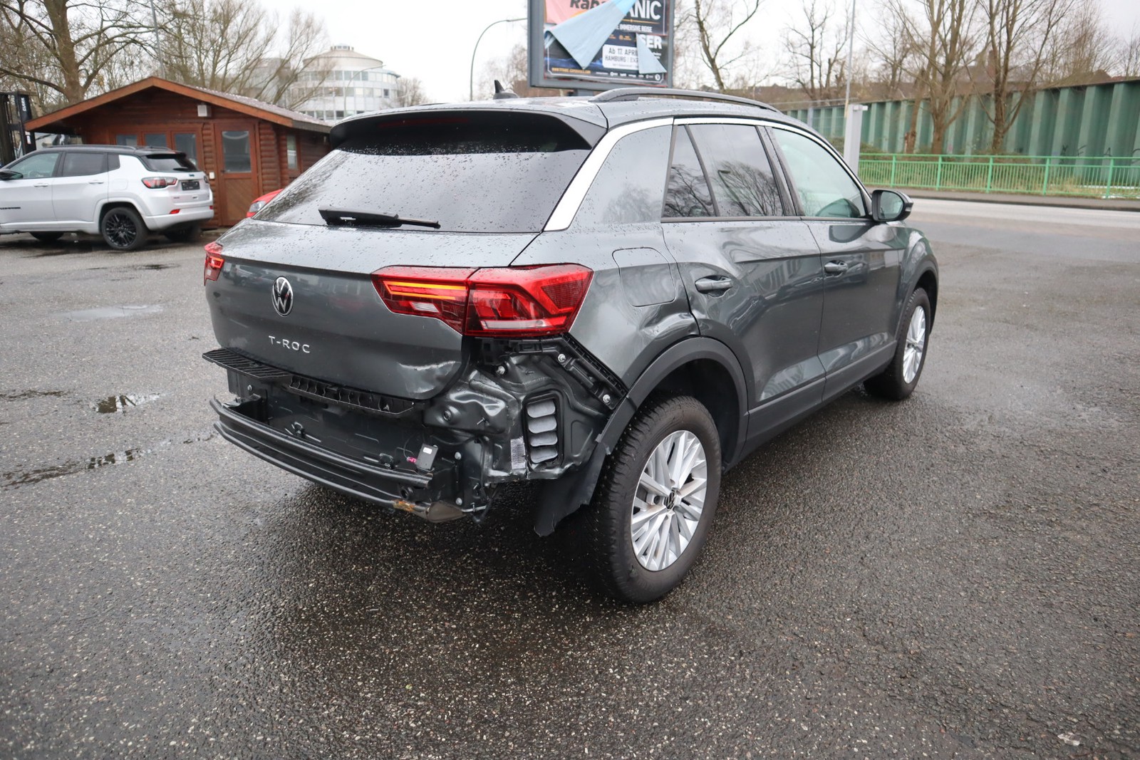 Volkswagen T-Roc 1.0 TSI Life Navi. Klimaautom. SHZ. PDC.