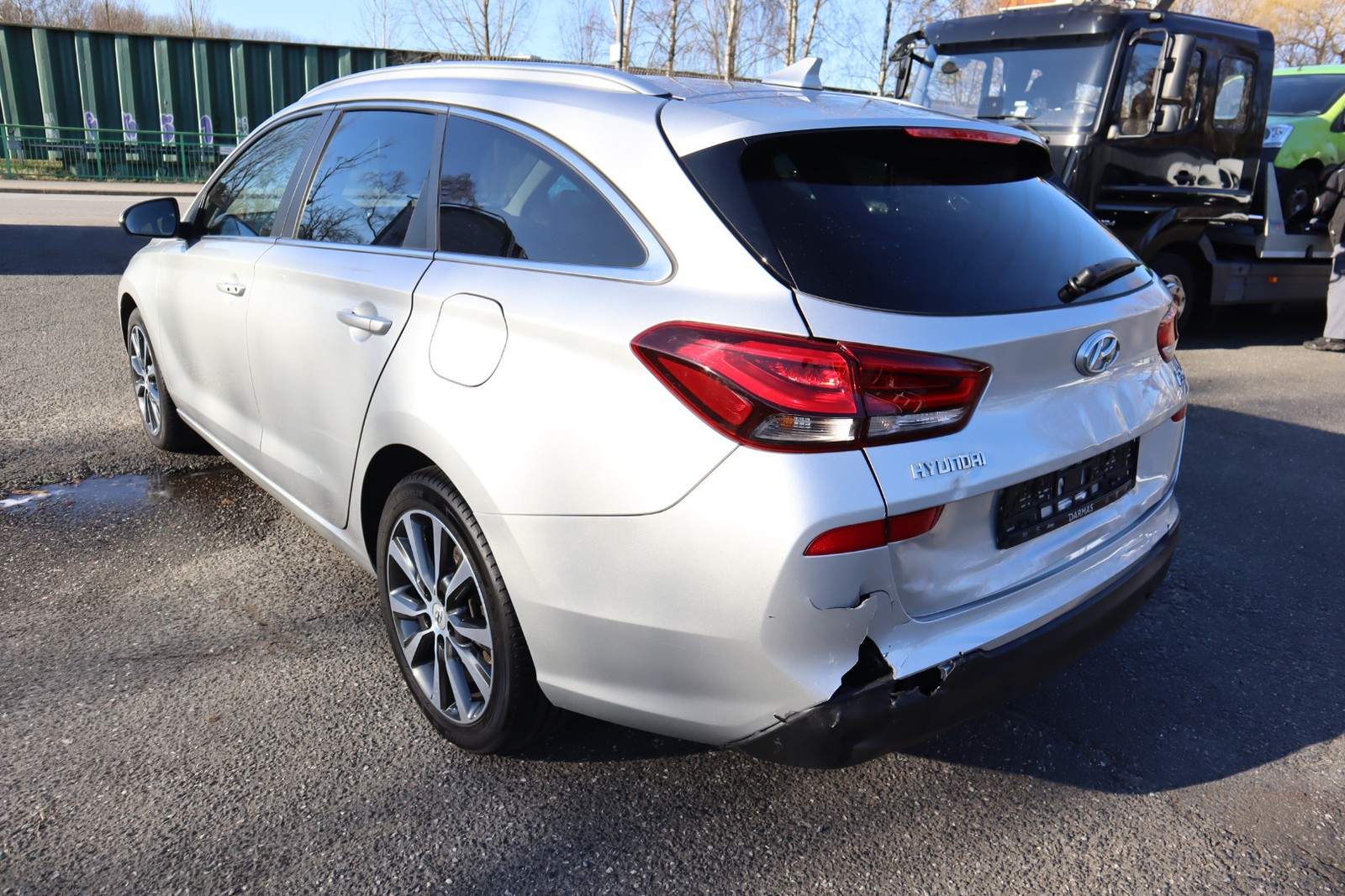Hyundai i30 1.6 D Autom. Premium. Kamera. Navi. Klimaaut. Alu. SHZ. PDC.