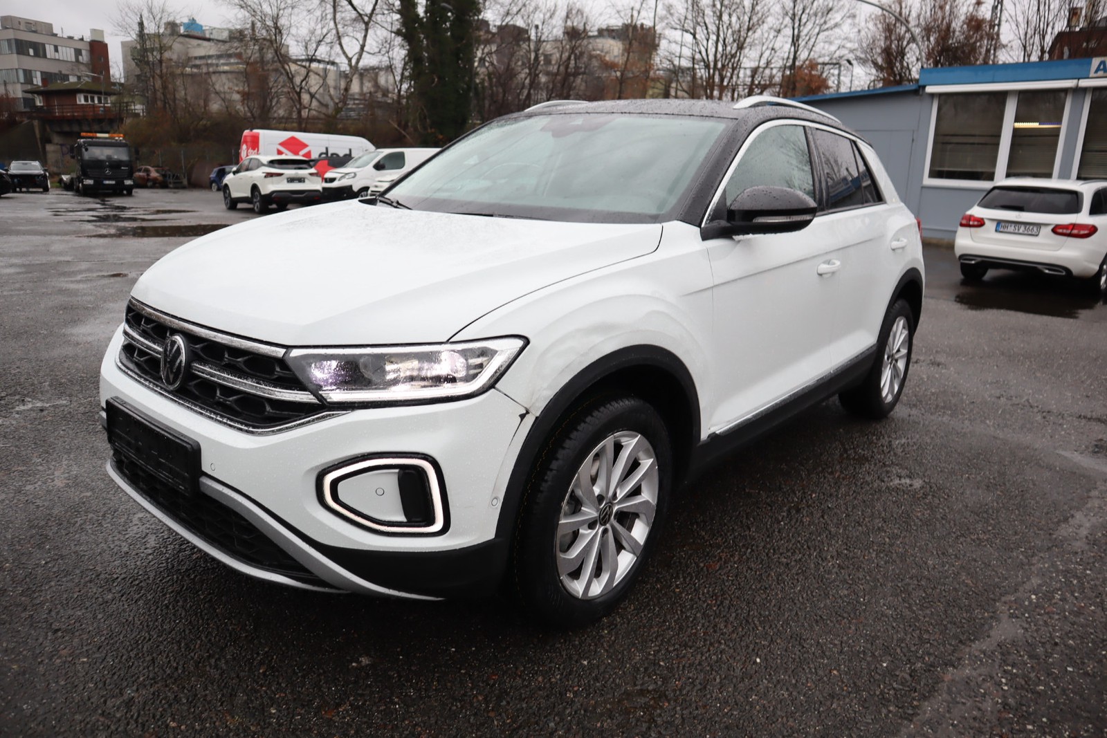 Volkswagen T-Roc 1.5 TSI DSG Style Face Lift Autom.Navi. Klimaaut. SHZ. PDC. Alu.