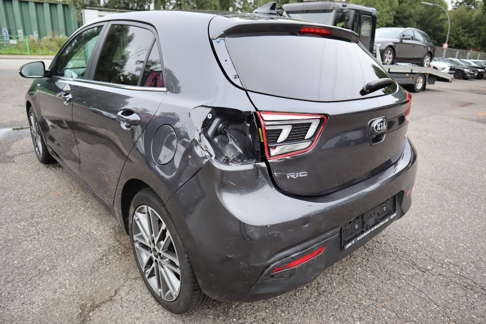 Kia Rio 1.0 T DGI Autom. Platinum Edition Kamera. Navi. Leder. Klimaaut. SHZ. Alu.