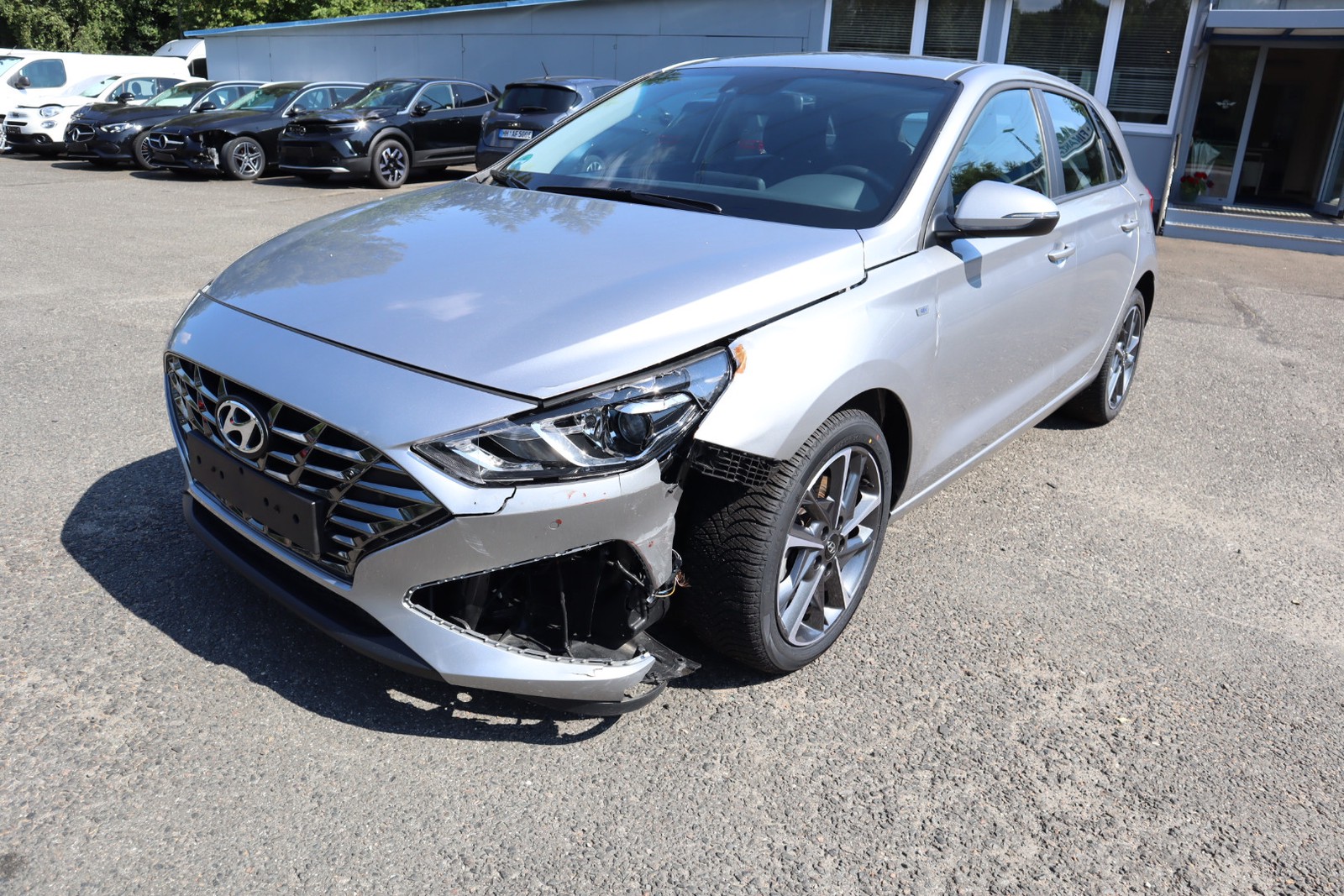 Hyundai i30 1.0i Trend Mild-Hybrid Kamera. Klima. Alu. SHZ. PDC.