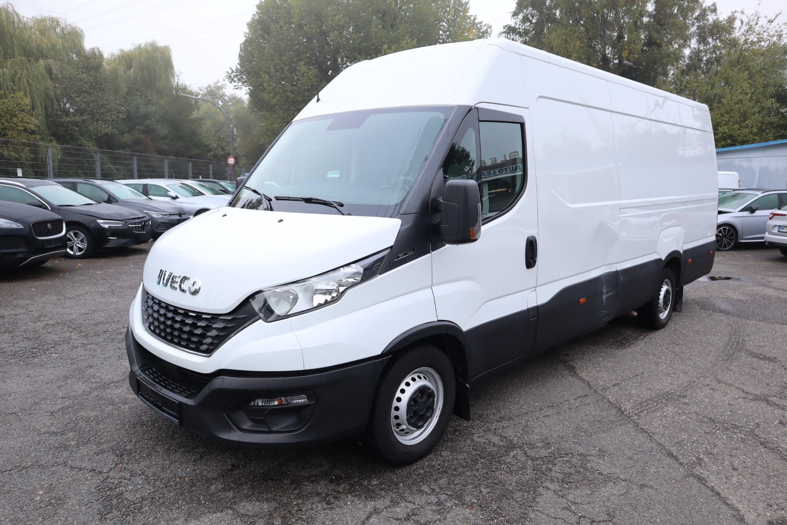 Iveco Daily Kasten 35 S 16 Maxi Radstand 4100