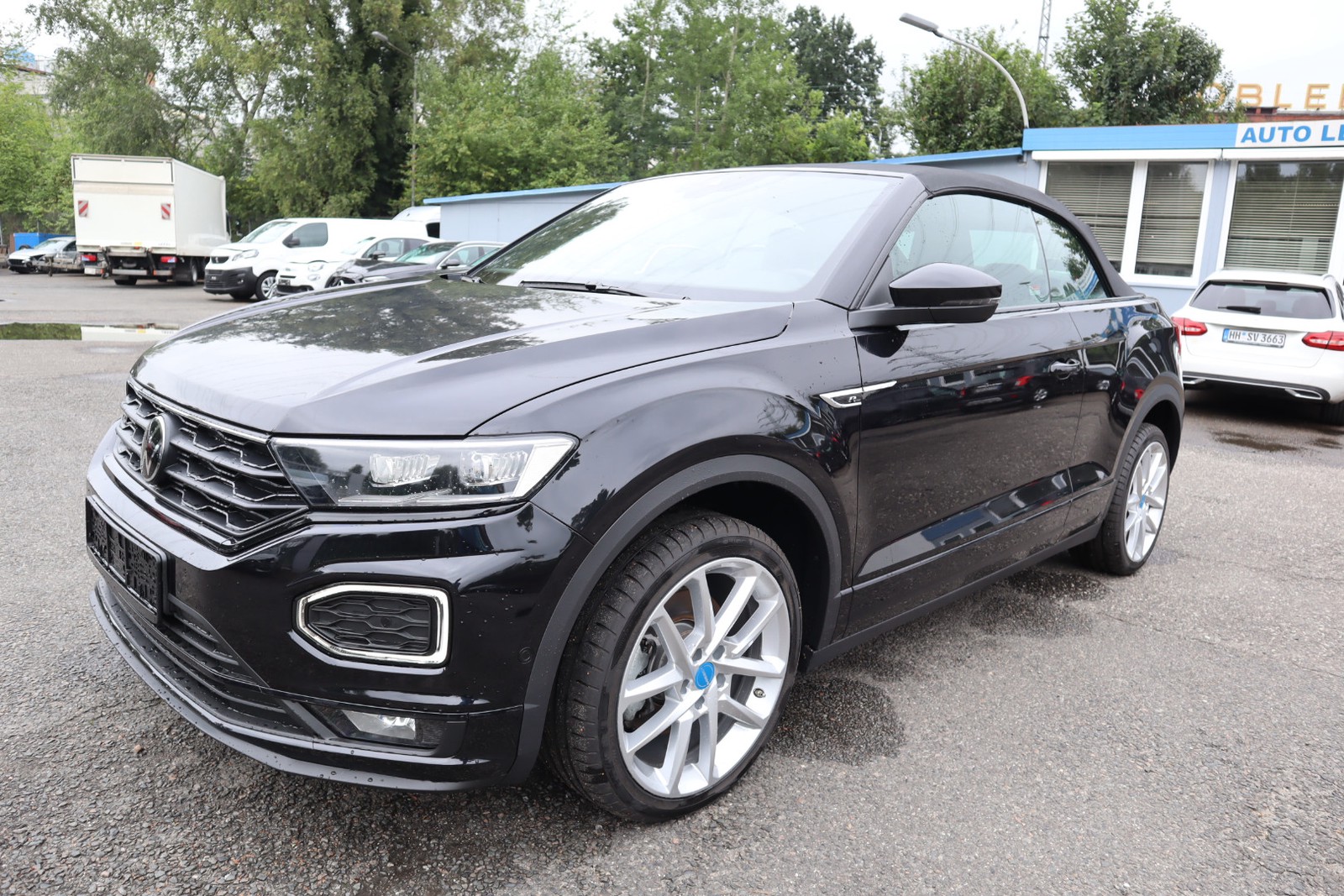 Volkswagen T-Roc Cabriolet R-Line 1.5 TSI DSG Autom. Kamera.Leder. Navi. Klimaaut. Alu. SHZ. PDC.