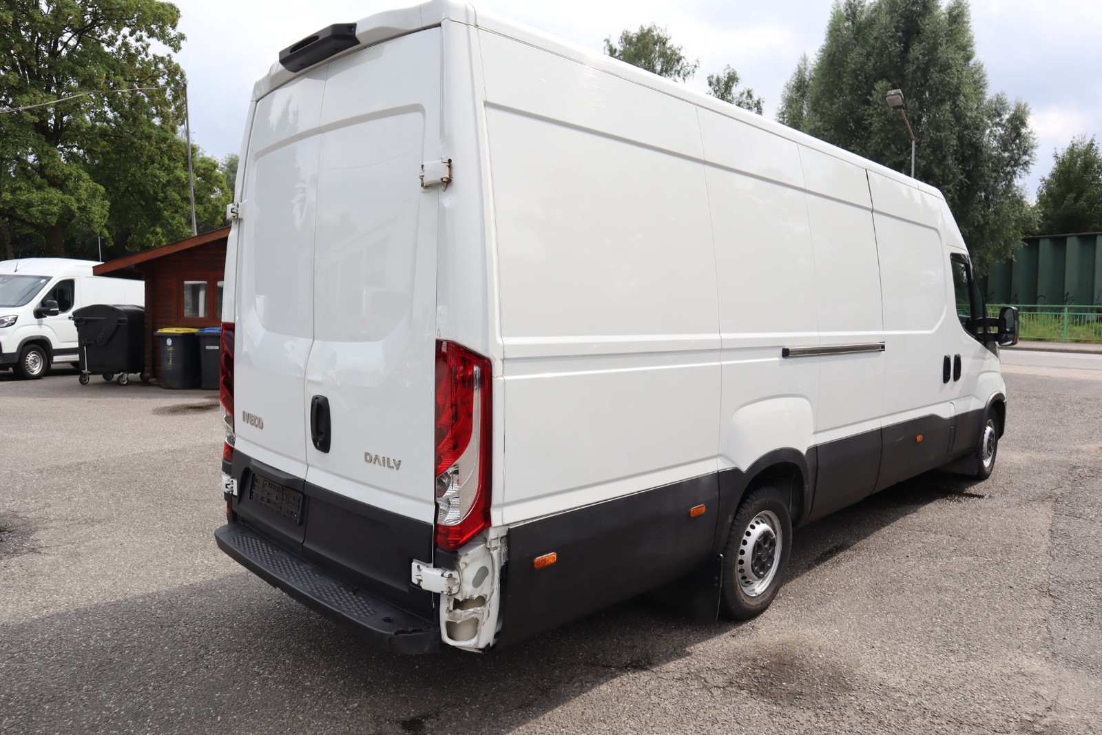 Iveco Daily 35 S 160 Maxi Klimaaut. EFH. PDC.