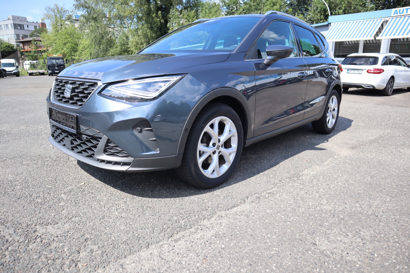 Seat Arona 1.0 i FR Kamera. Navi. Klimaaut. Alu. SHZ. PDC.