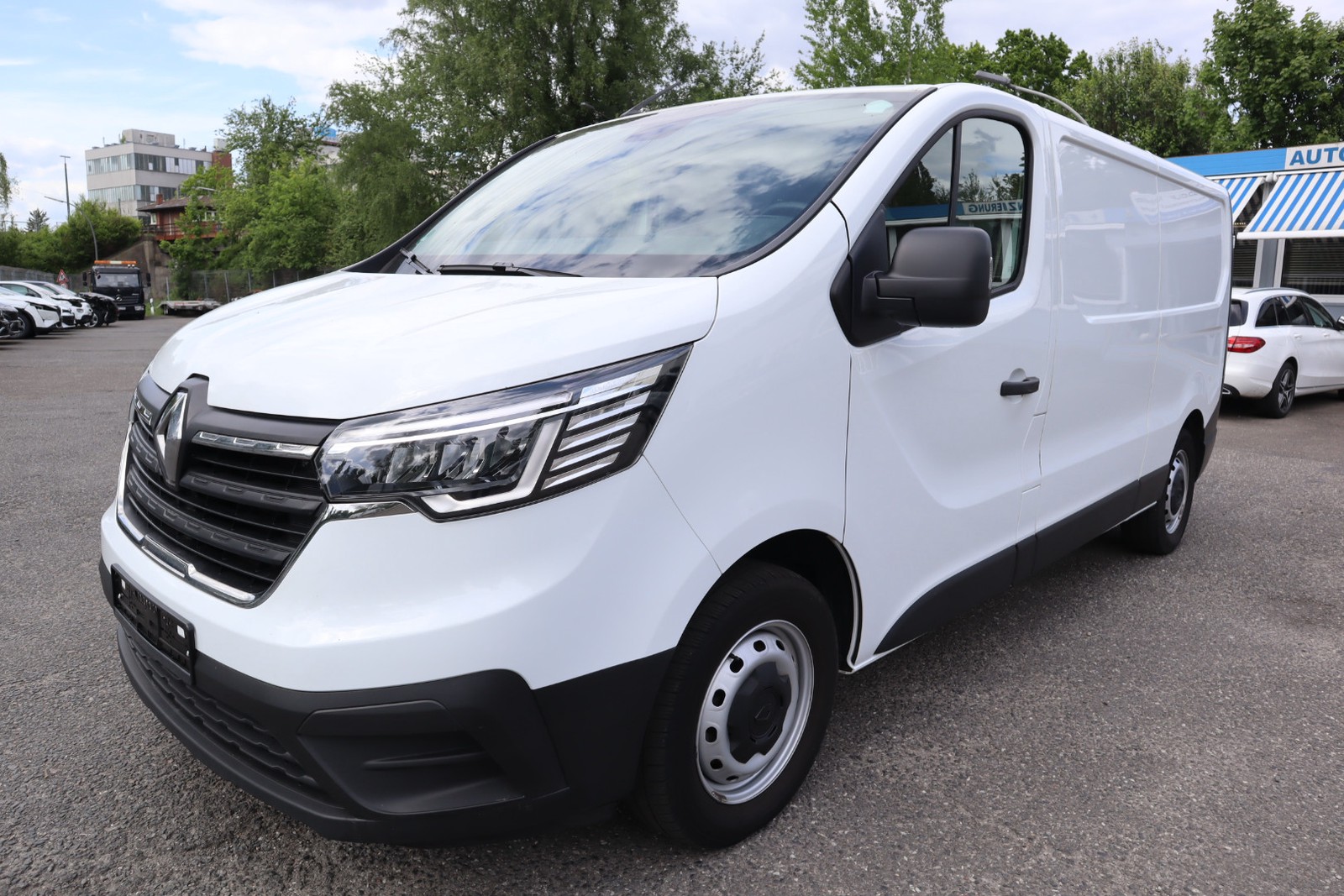 Renault Trafic Kasten L2H1 3,0t Komfort Klima. PDC. Tempomat.
