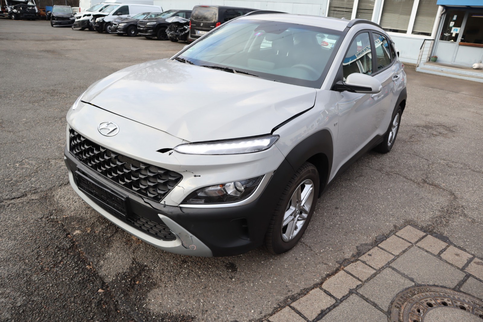 Hyundai KONA 1.0 Select Mild-Hybrid 2WD Kamera. Klimaaut. SHZ. PDC. Alu.