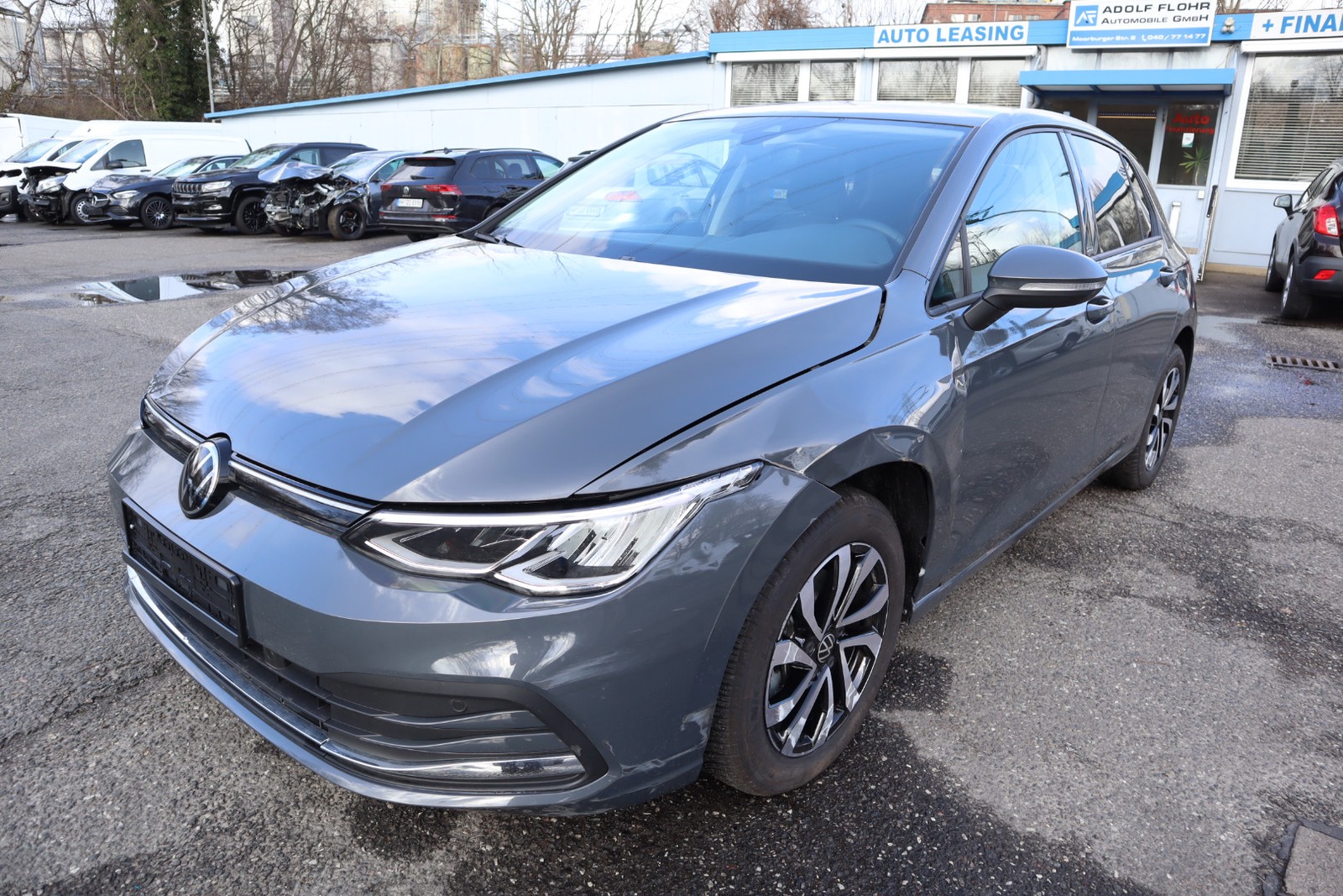 Volkswagen Golf VIII 2.0 TDI Active Navi. Klimaaut. SHZ. PDC. Alu. Tempomat.