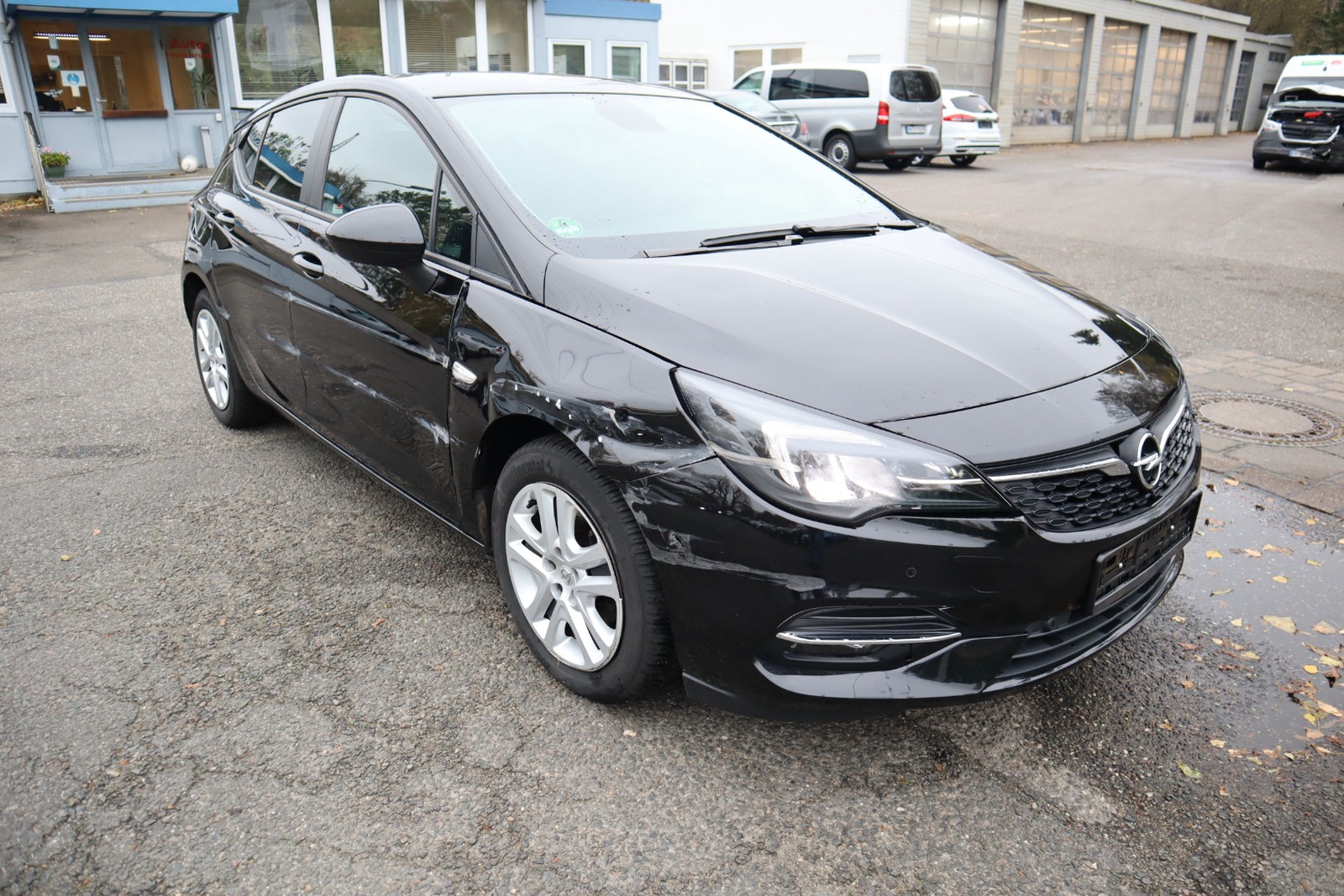 Opel Astra K 5-trg. 1.2i Kamera. Navi. Klima. SHZ. PDC.