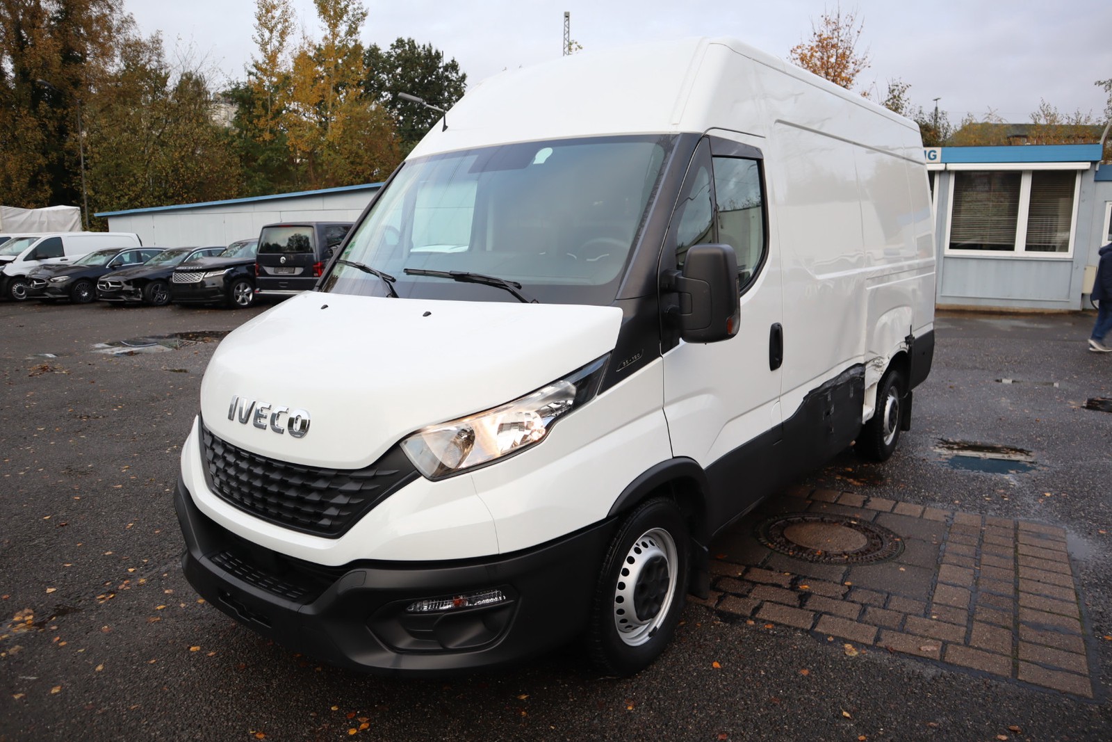 Iveco Daily HKa 35 S 160 V Radstand 3520 L Klimaaut. PDC.