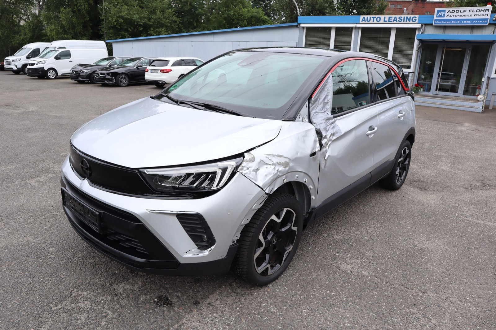 Opel Crossland GS Line 1.2i Autom. Kamera. Navi. Klimaaut. Alu. SHZ. PDC.