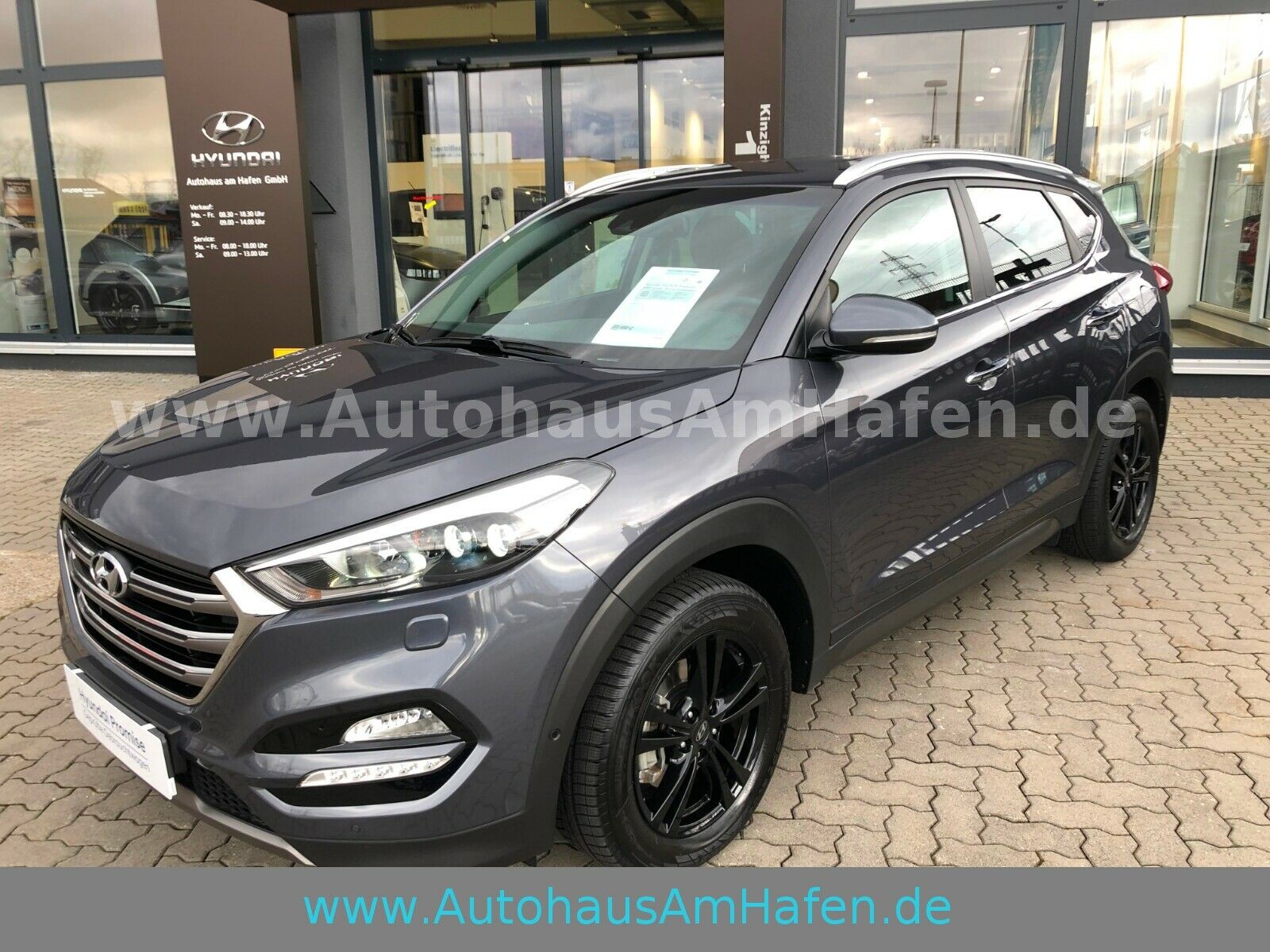 Hyundai TUCSON Premium 4WD*Leder*Sicherheitspaket*2.Hand