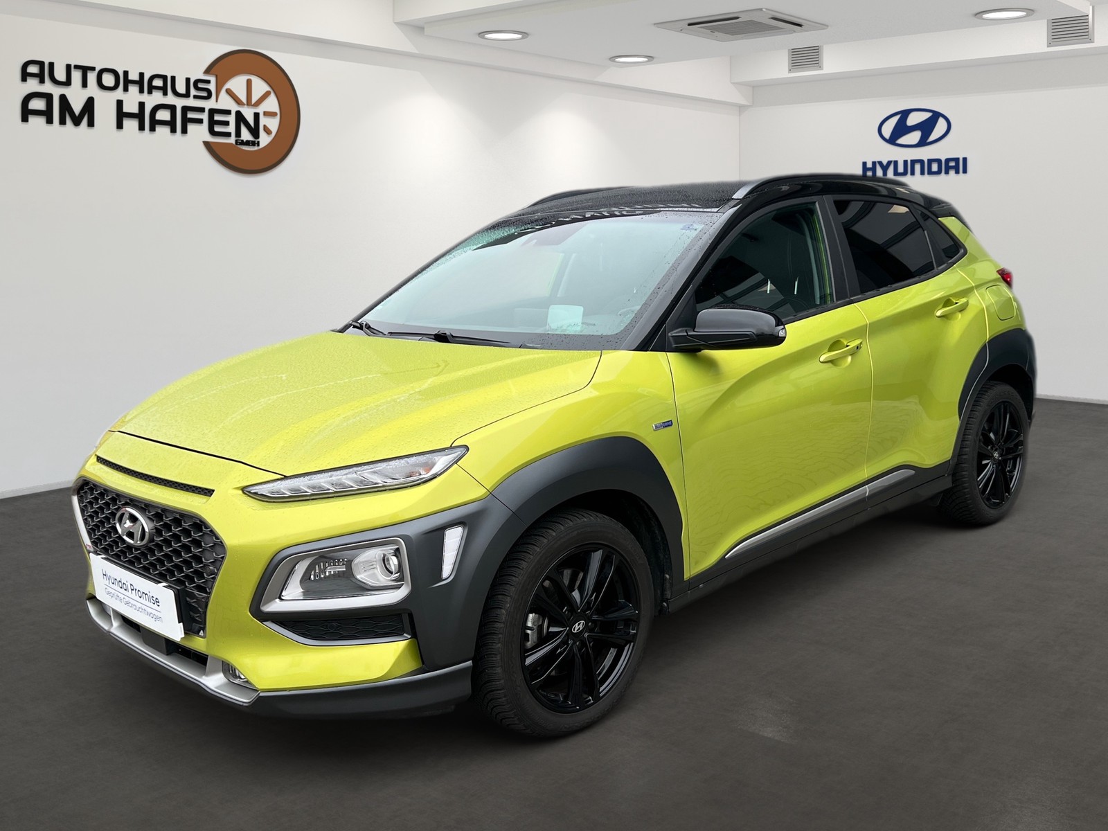Hyundai KONA Premium Hybrid 2WD