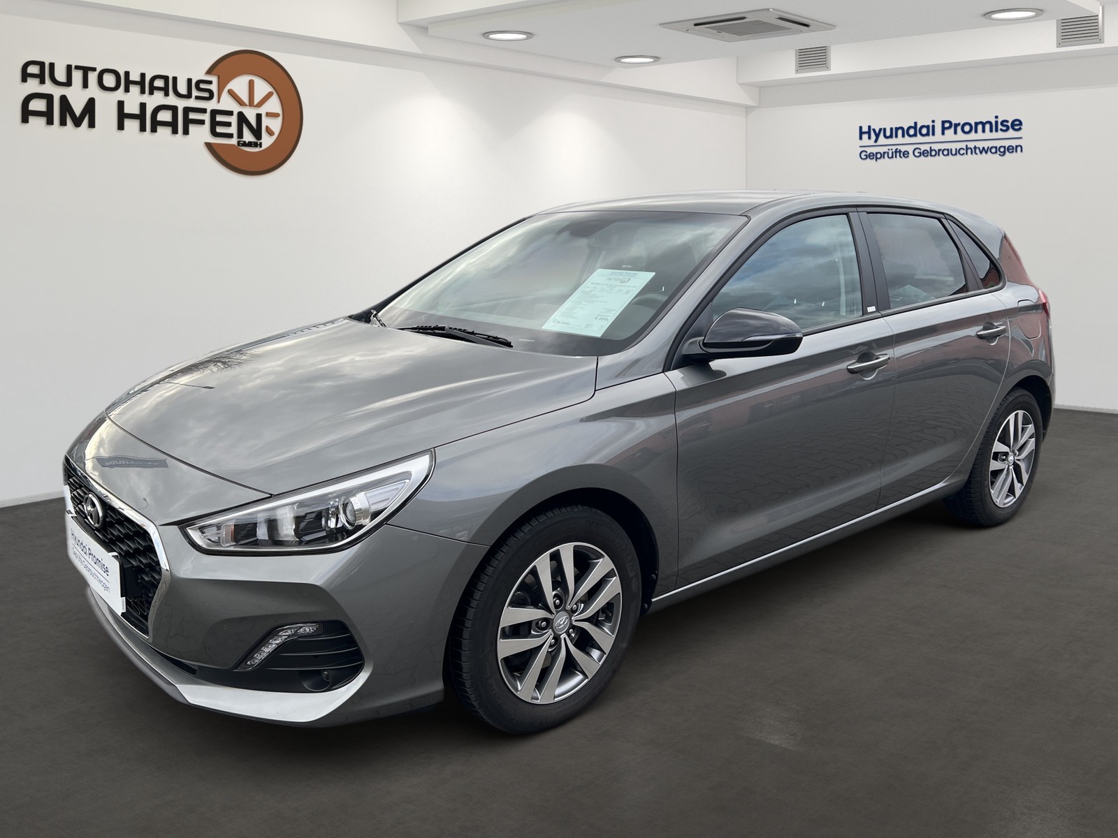 Hyundai i30 YES! Navi Garantie 8-fach TÜV 07/2024