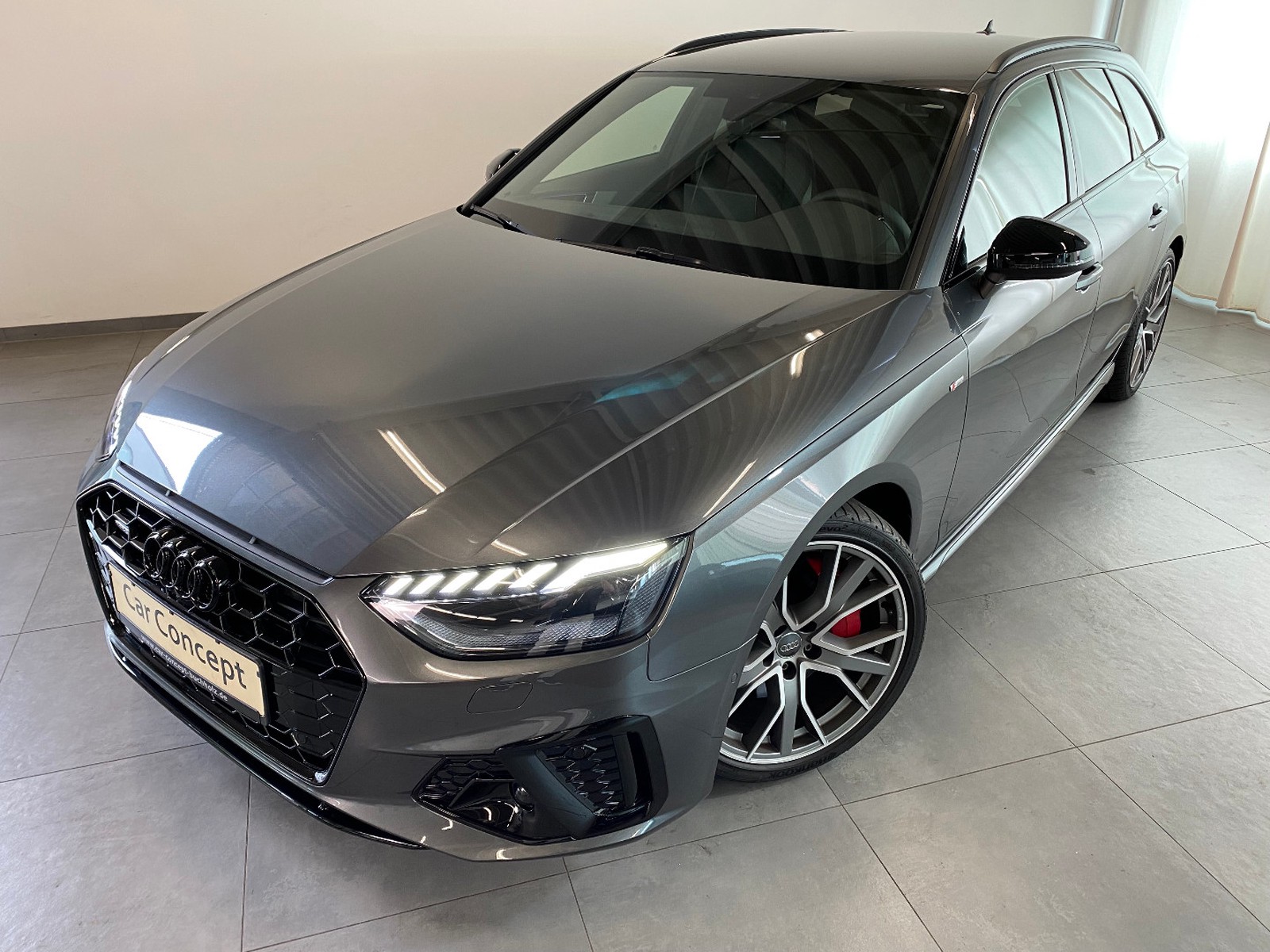 Audi A4 Avant 45 TFSI quattro S line S-SITZE AHK B&O