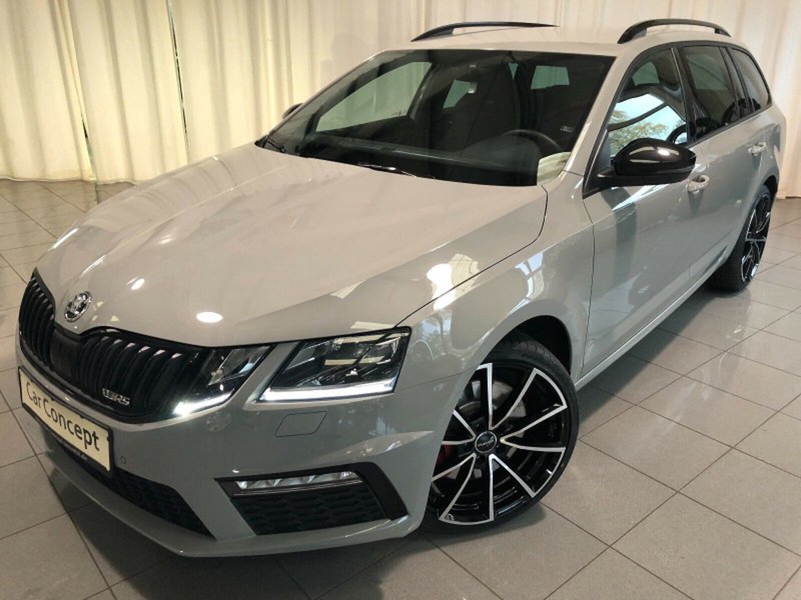 Skoda Octavia Combi 2.0 TSI DSG RS NAVI 19" CHALLENGE