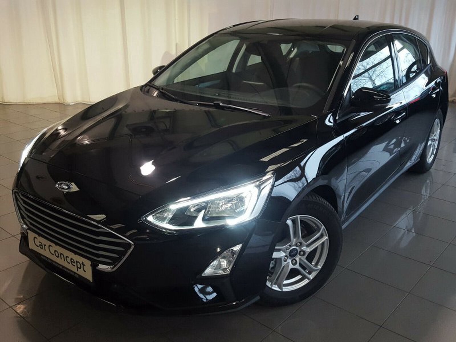 Ford Focus 1.5 COOL&CONNECT NEUES MODELL NAVI 2xPDC