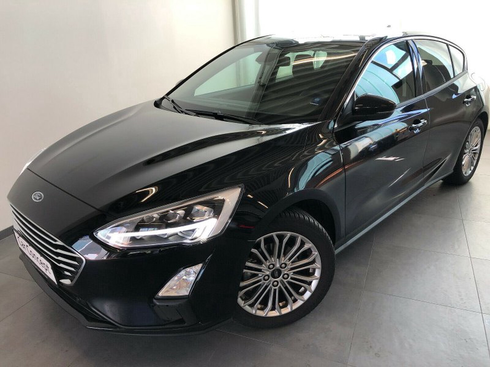 Ford Focus 1,5 Titanium NAVI LED KAMERA 17"ALU