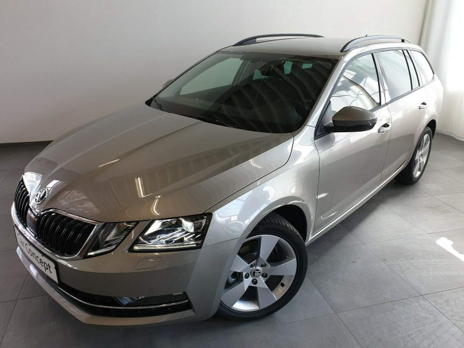 Skoda Octavia 1.5 TSI DSG Style Combi NAVI LED KAM