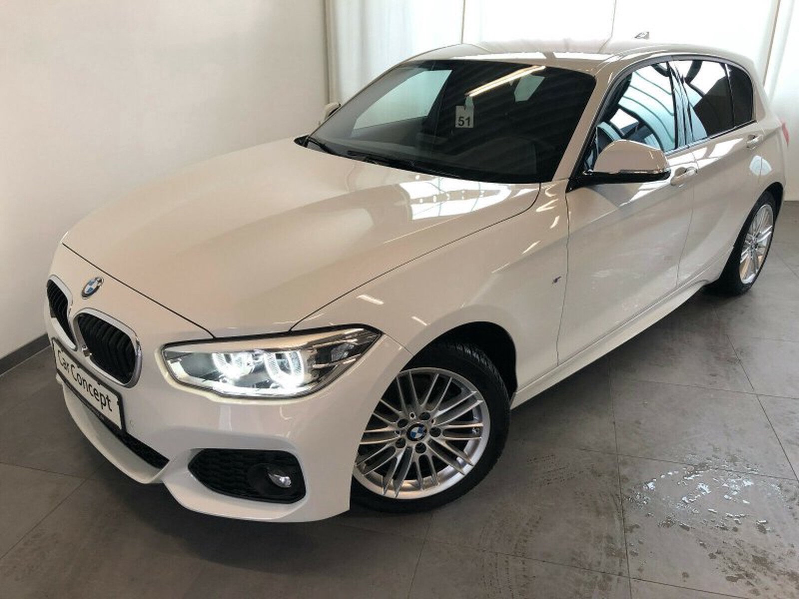 BMW 118 i M SPORT PAKET LEDER NAVI LED