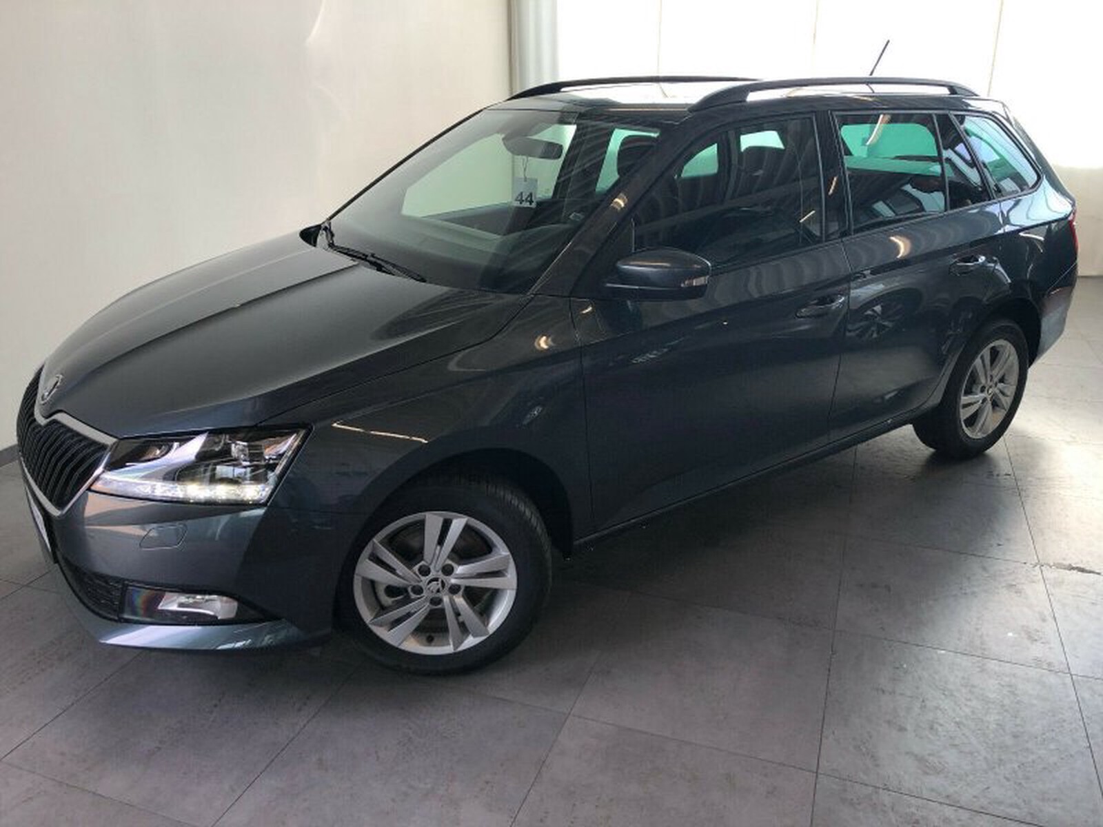Skoda Fabia Combi 1.0 TSI Style DAB KAMERA LED 5J GARA