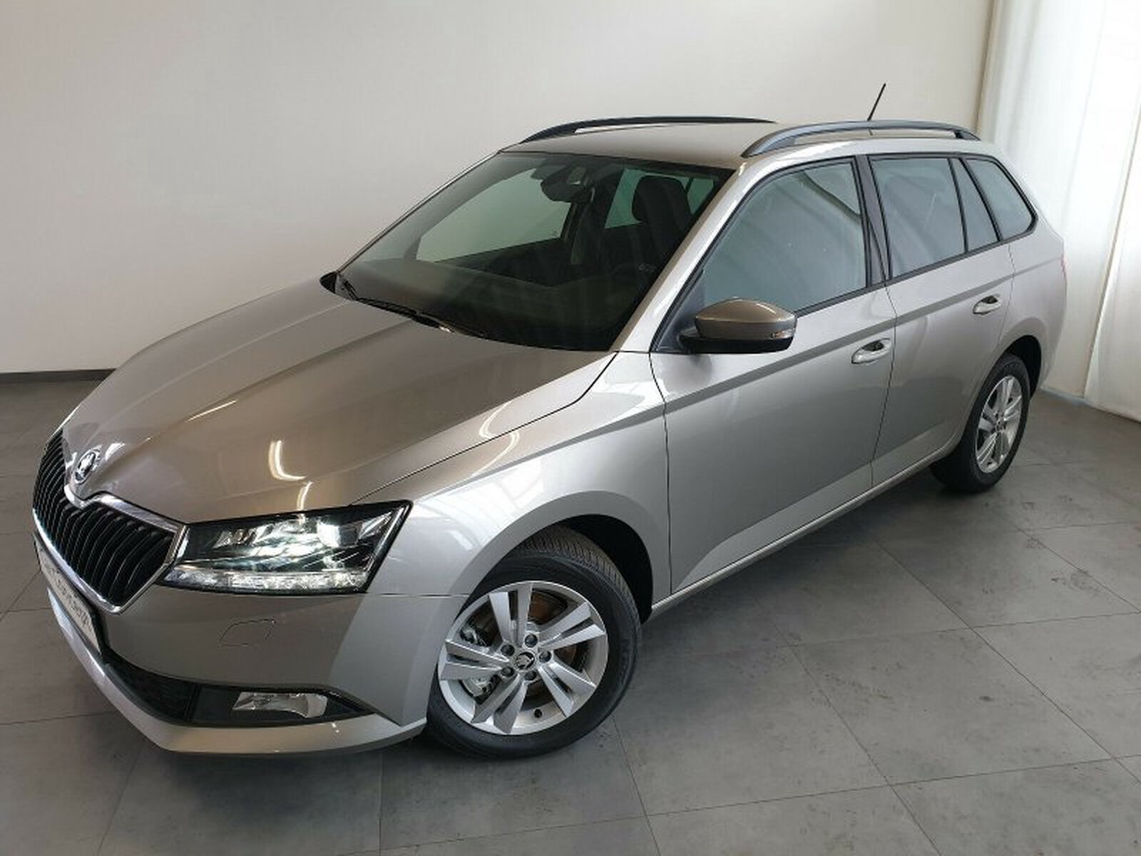 Skoda Fabia Combi 1.0 TSI Style DAB KAMERA LED 5J GARA