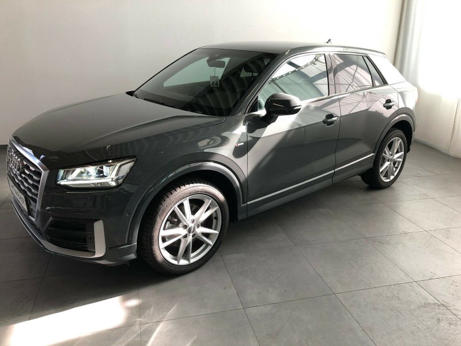Audi Q2 1.5 TFSI S tronic 2x S-LINE NAVI KAMERA VIRTU