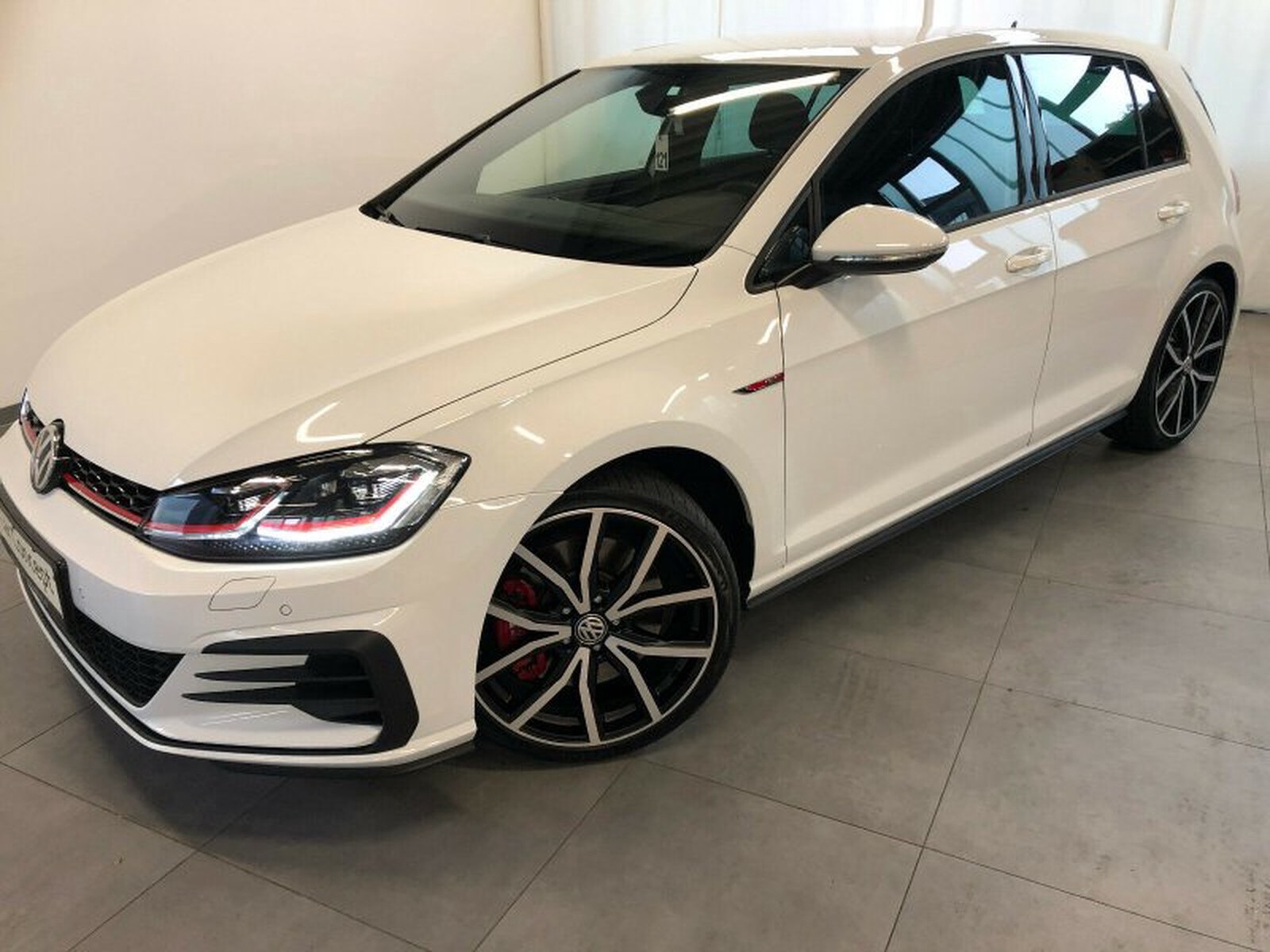 Volkswagen Golf 2.0 TSI DSG GTI Performance 19" 4J GARANTIE