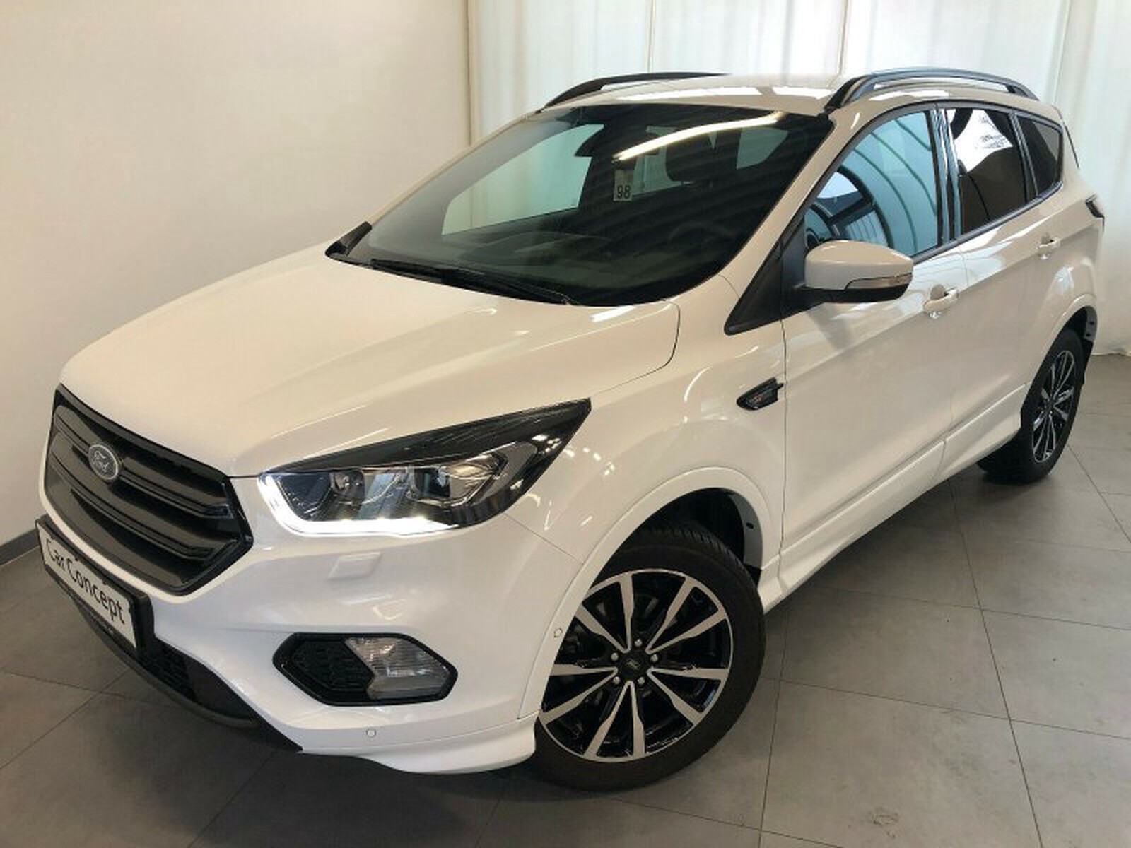 Ford Kuga 1,5 EB ST-LINE NAVI XENON ACC KAMERA 18"ALU