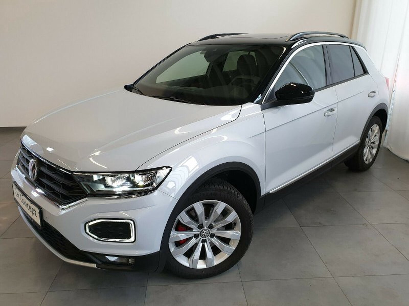 Volkswagen T-Roc 2.0 TDI DSG 4MOTION Sport NAVI LED PANO