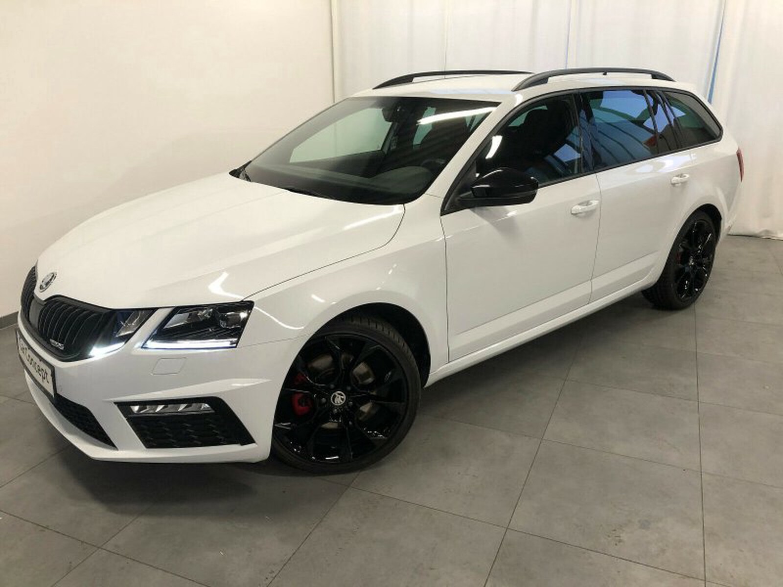 Skoda Octavia Combi 2.0 TDI DSG RS 19" ACC VIRTUAL