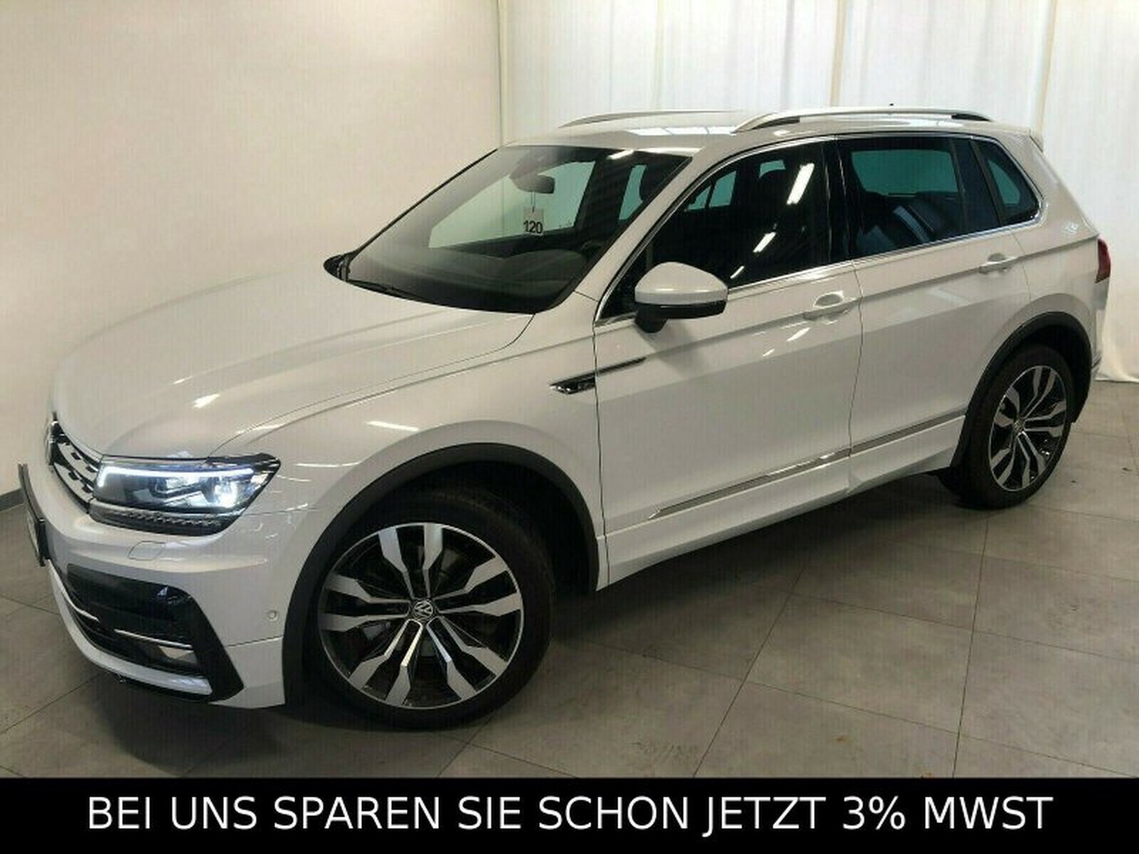 Volkswagen Tiguan 2.0 TDI DSG 4MOT R-LINE AHK STANDHEIZ 20"
