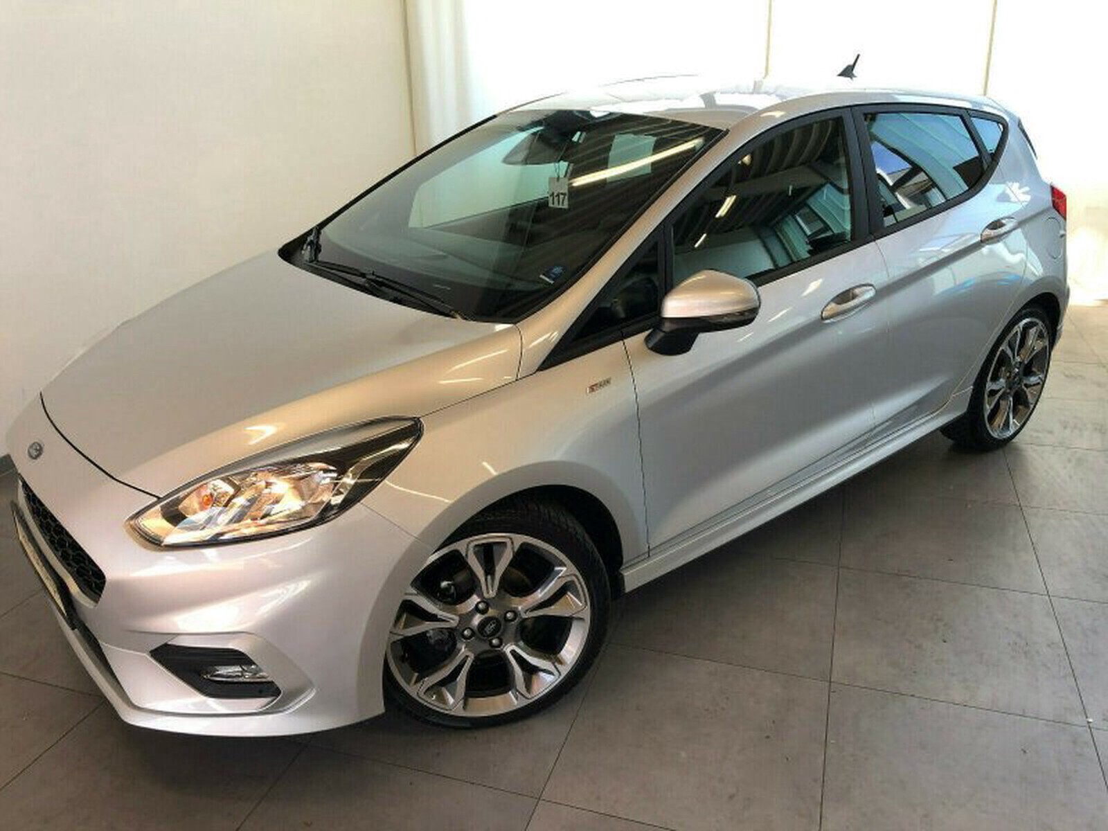 Ford Fiesta 1.0 EB ST-Line Automatik NAVI 18" DAB
