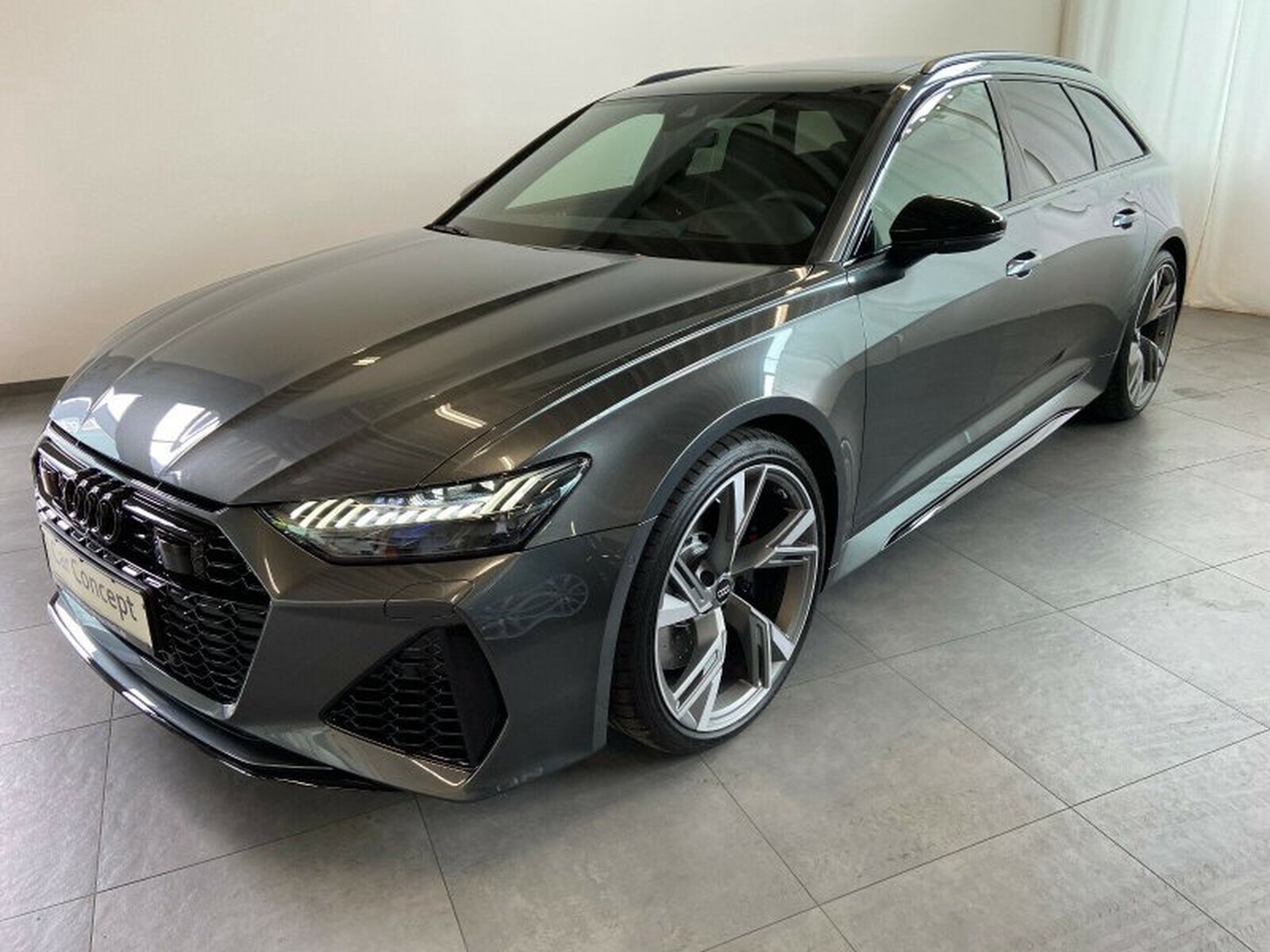Audi RS6 22" PANO HEAD UP B+O DYNAMIK SPORTABGAS AHK