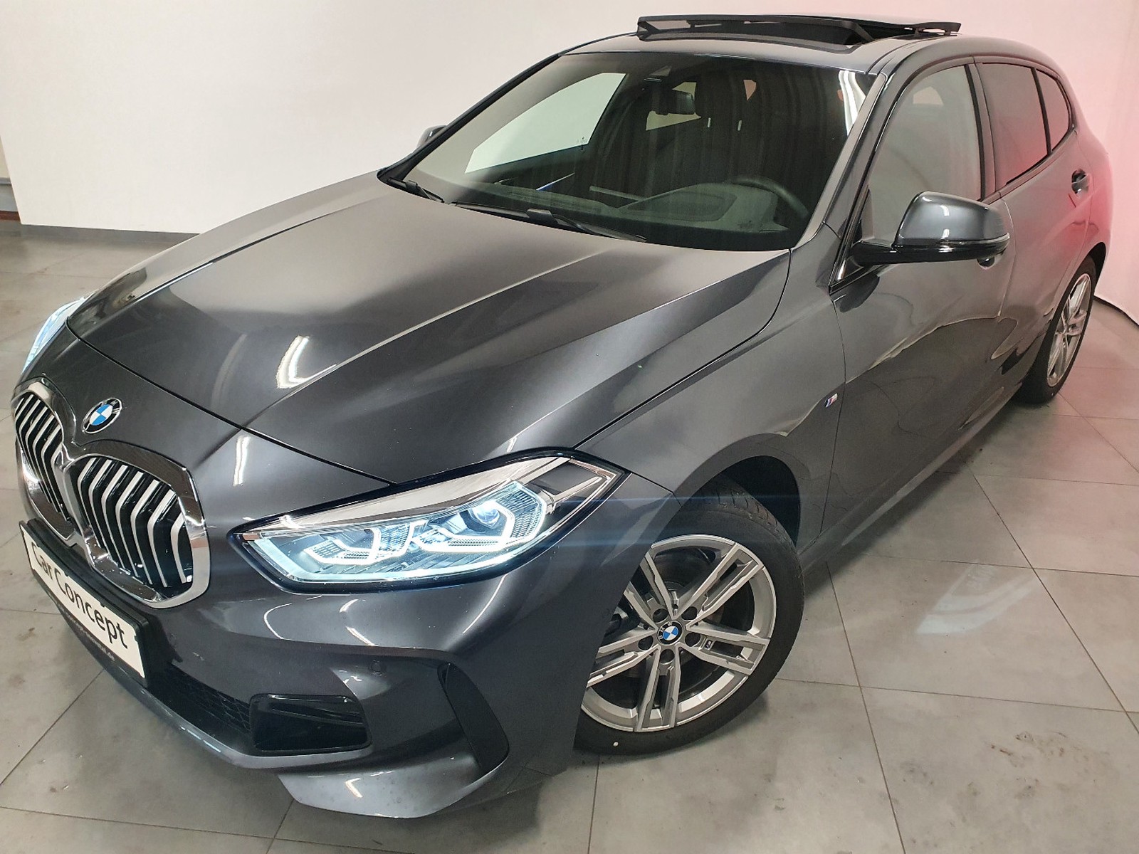BMW 118 i Aut. M Sportpaket PANO KAMERA NAVI LED