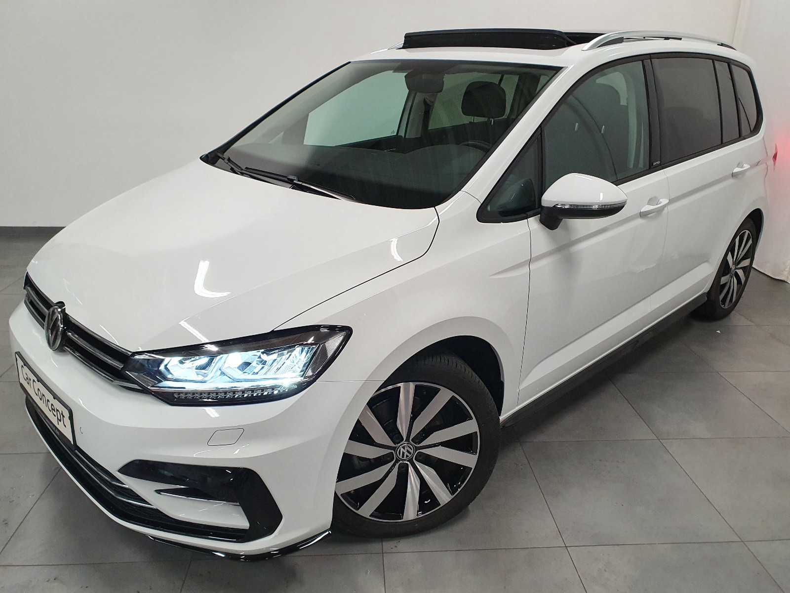Volkswagen Touran United 1.5 TSI DSG R-LINE PANO 7 SITZE