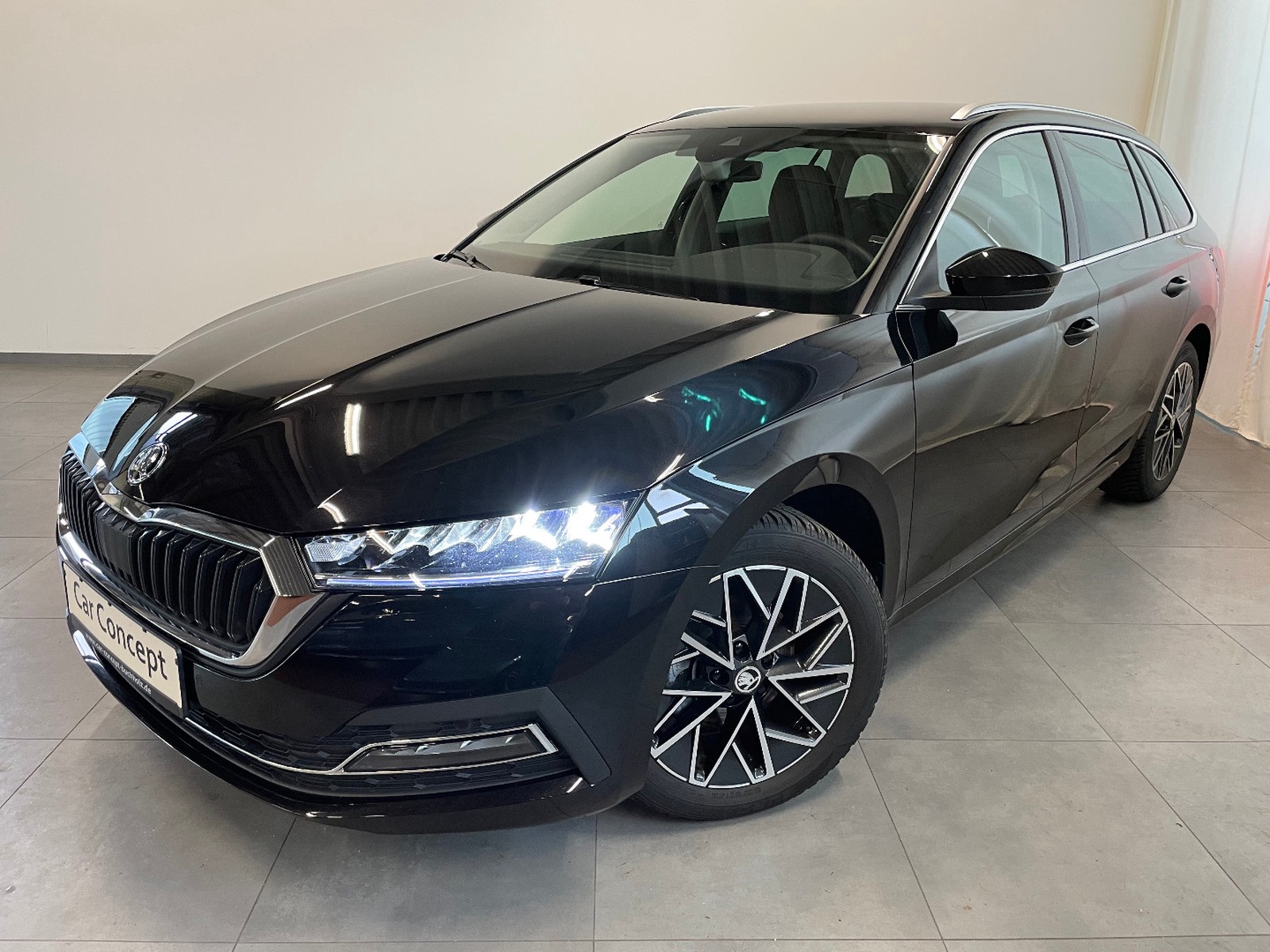 Skoda Octavia Combi 2.0 TDI DSG SYTLE T-LEDER ACC STYLE
